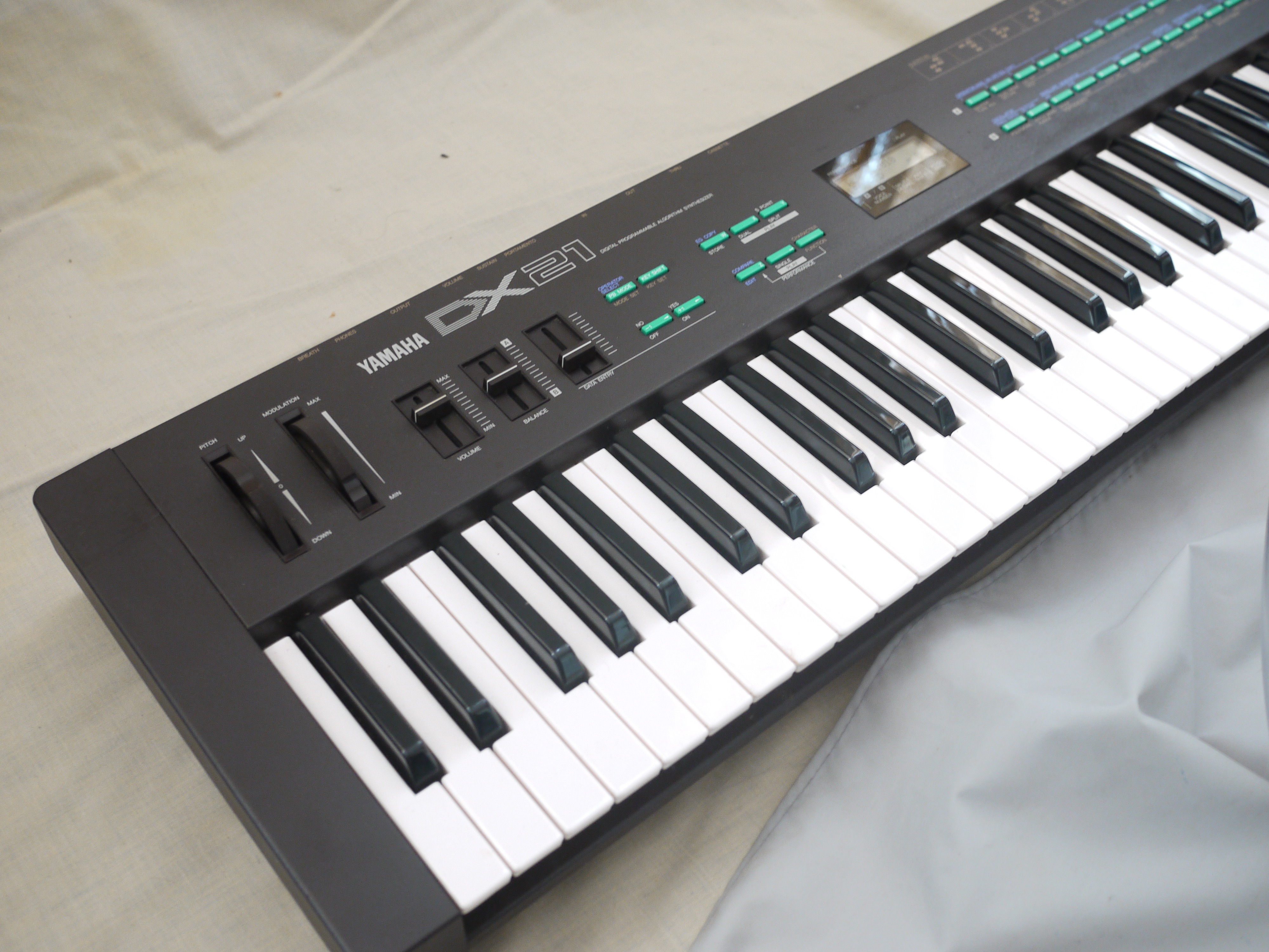 DX21 Yamaha DX21 Audiofanzine