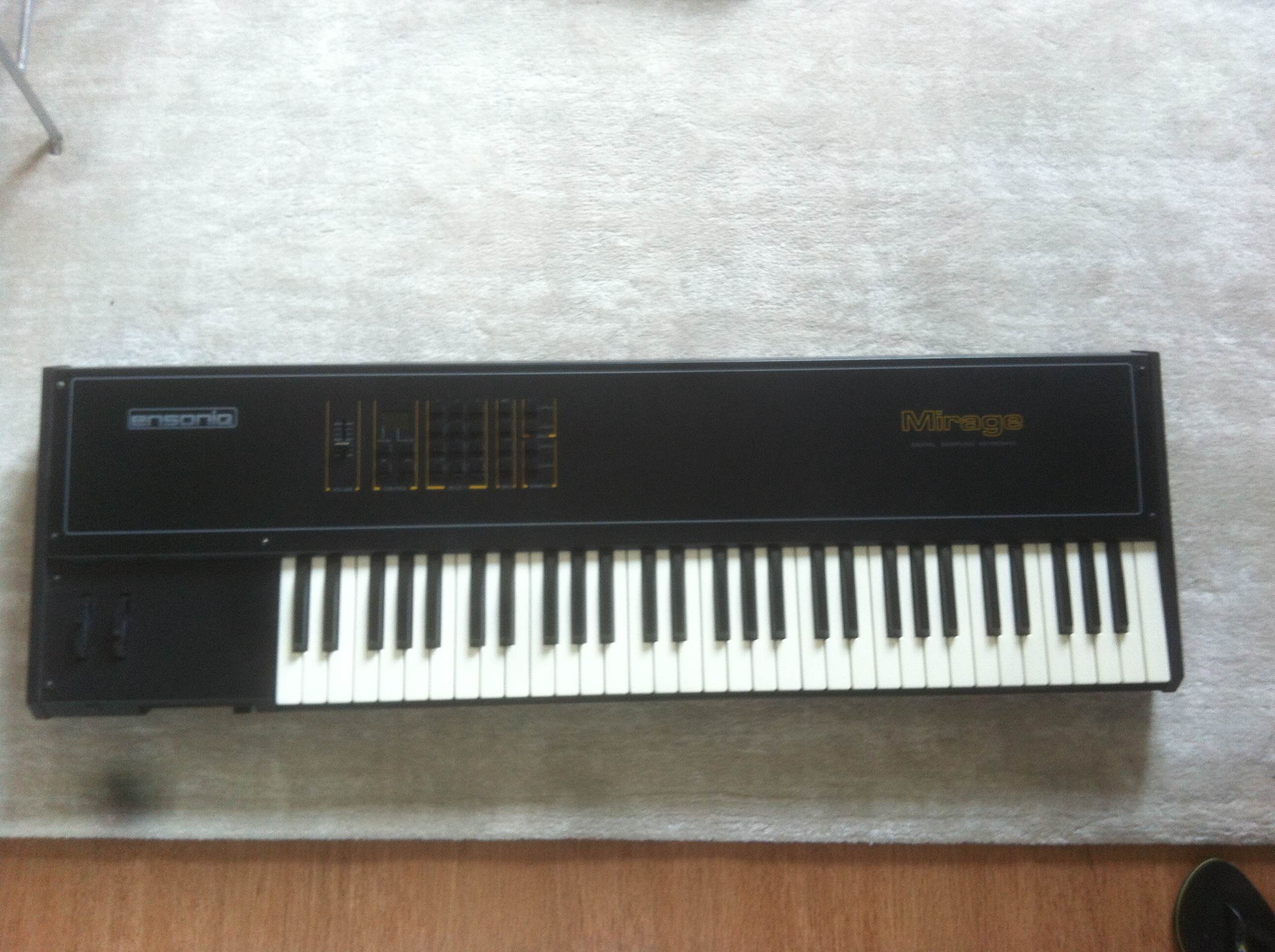 Yamaha DX27 image (1440734) Audiofanzine