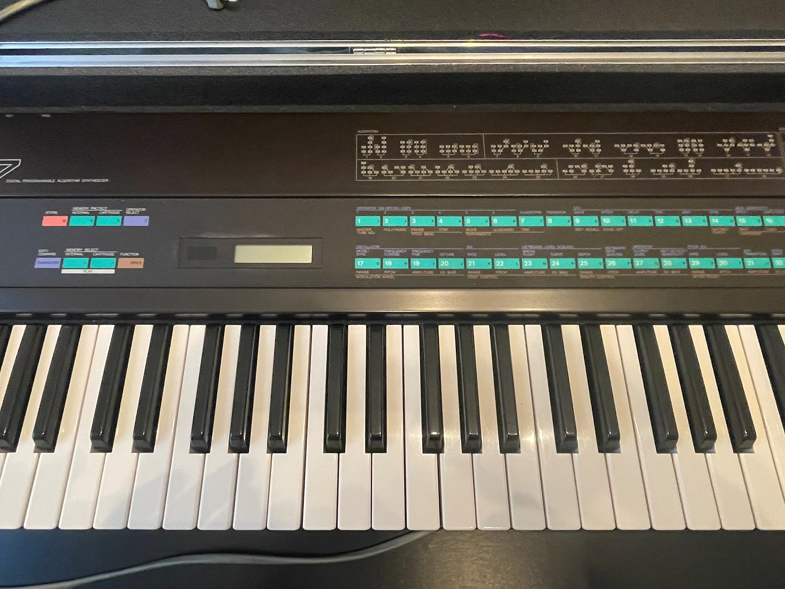 DX7 - Yamaha DX7 - Audiofanzine