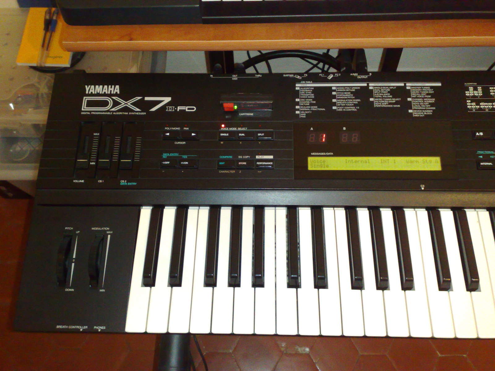 Yamaha Dx7 Logo