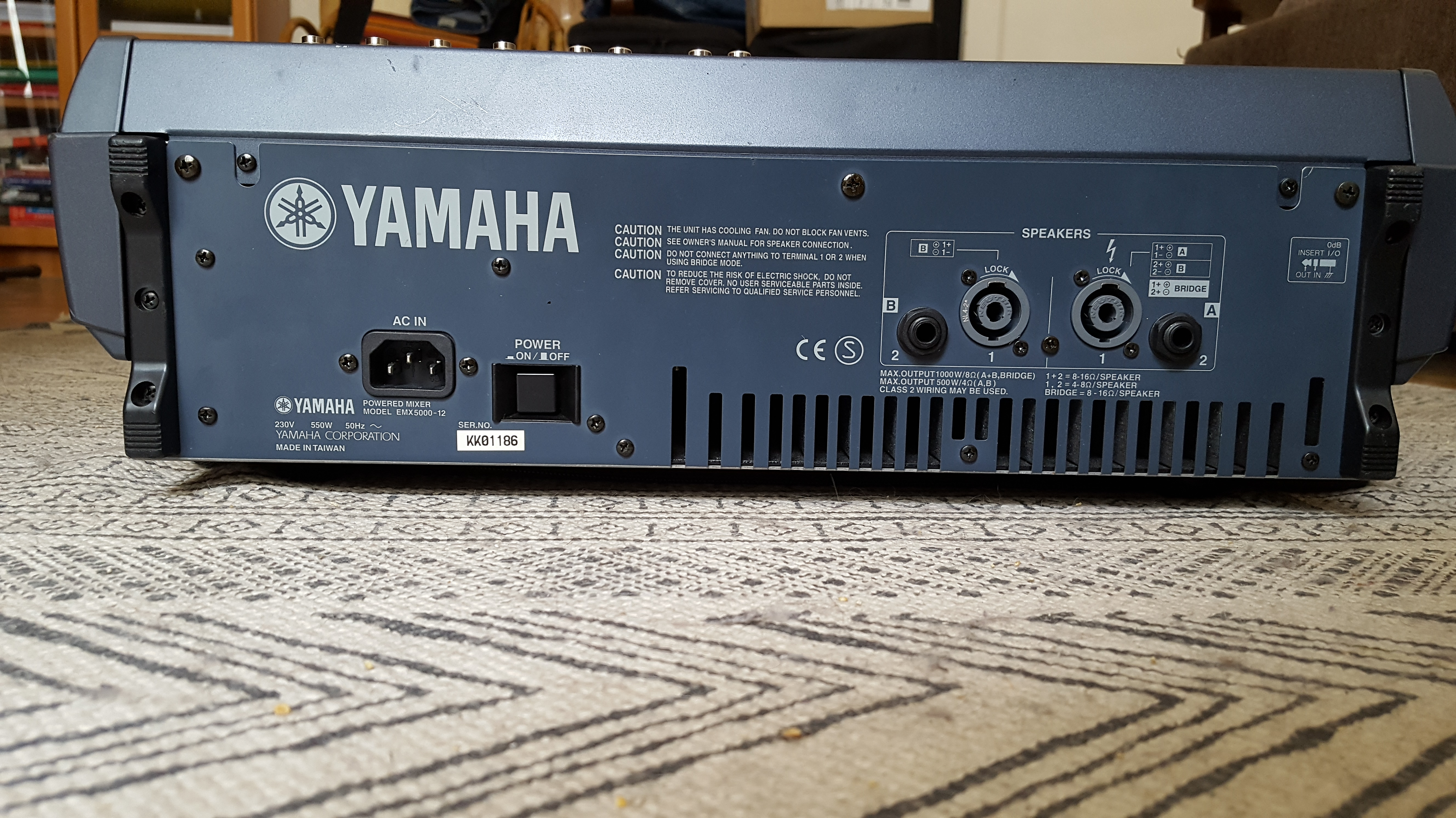 Yamaha EMX5000/12 - Audiofanzine