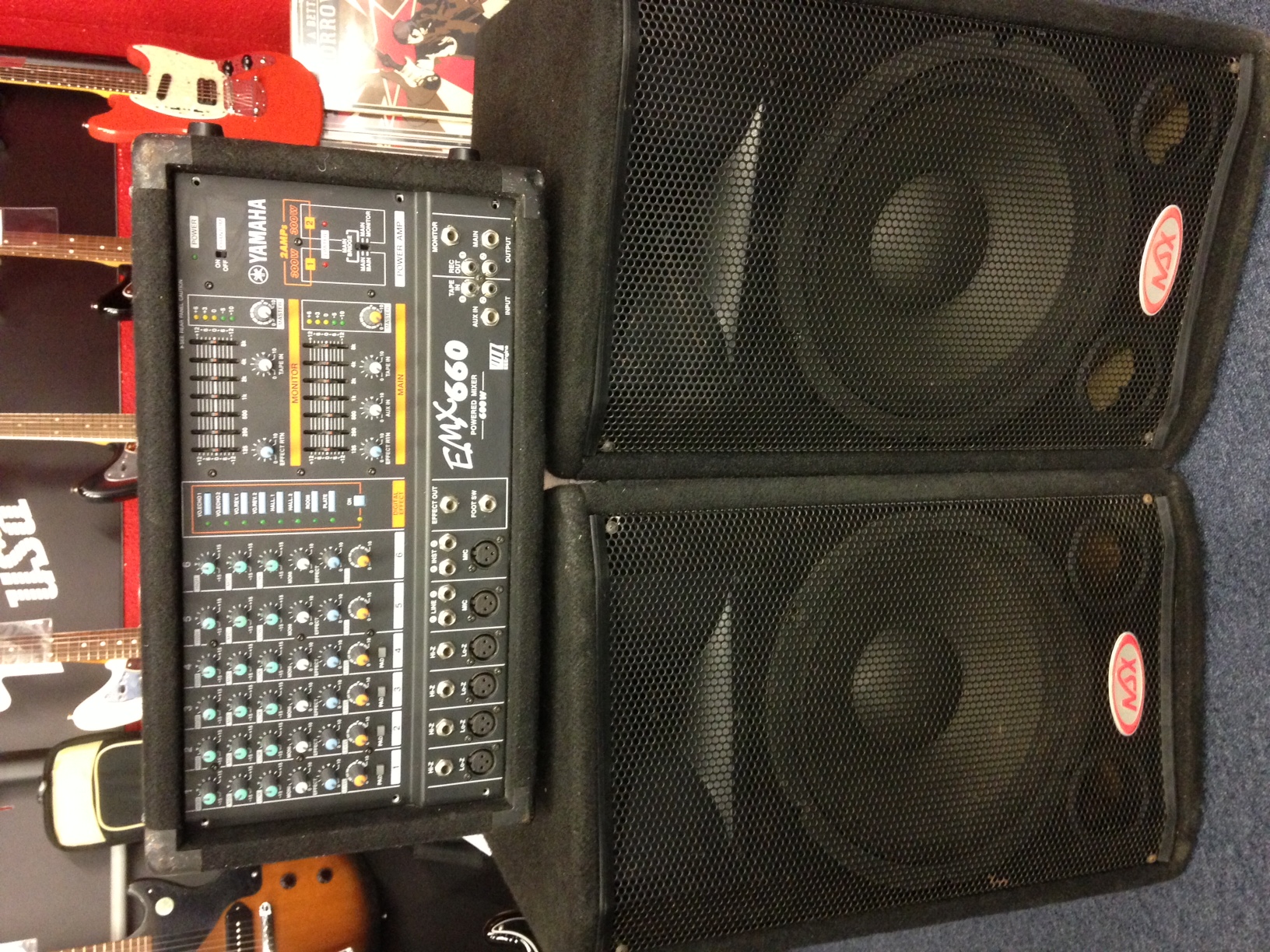 Photo Yamaha EMX660 Yamaha EMX660 (28694) (604828) Audiofanzine