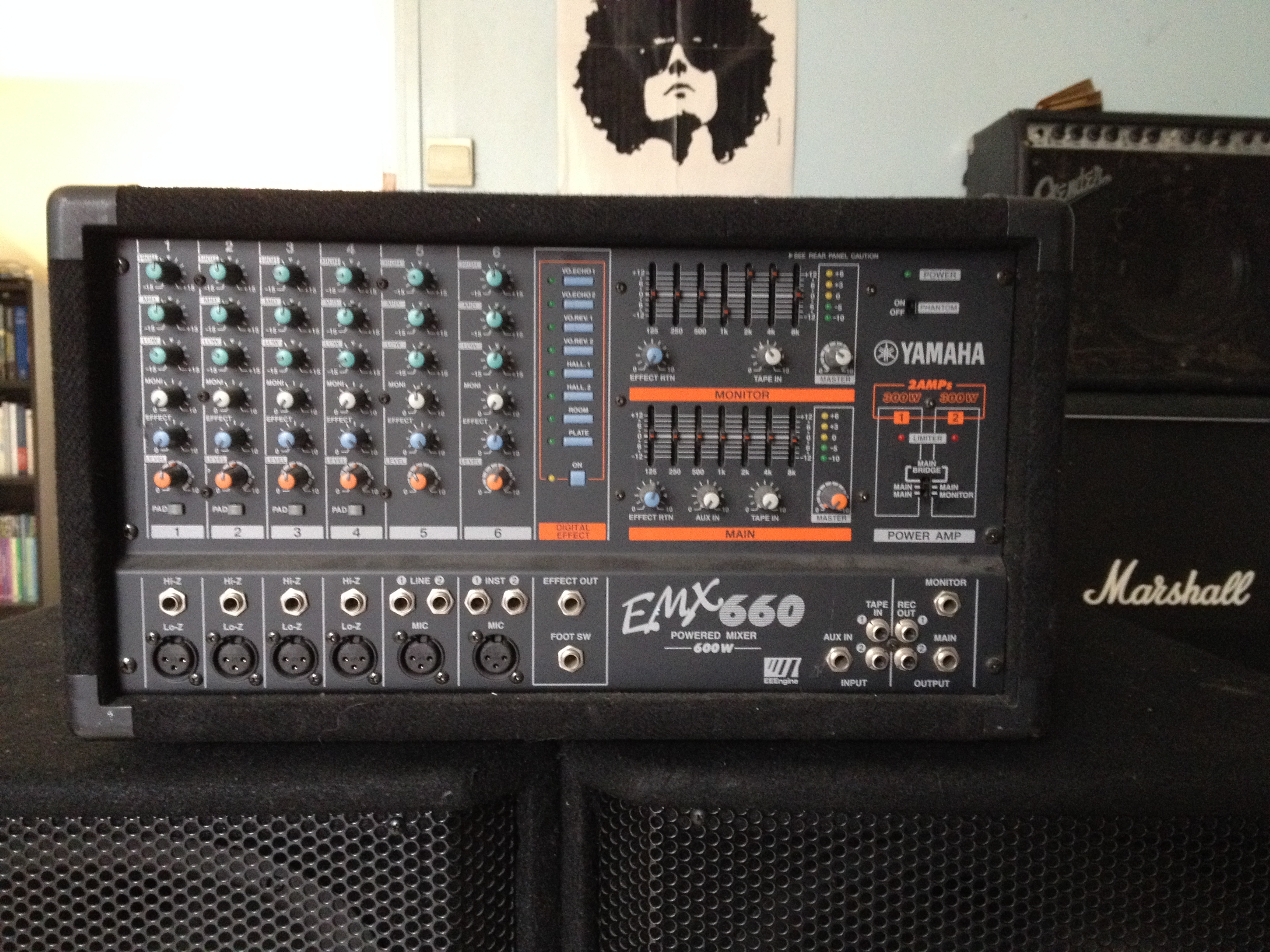 Photo Yamaha EMX660 Yamaha EMX660 (18691) (908716) Audiofanzine