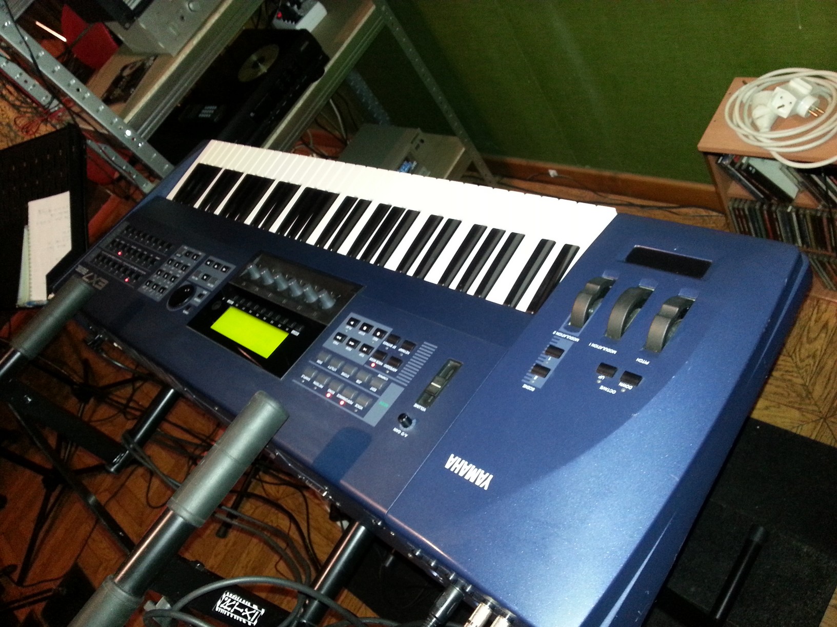 Photo Yamaha EX7 Yamaha EX7 (80909) (1099235) Audiofanzine