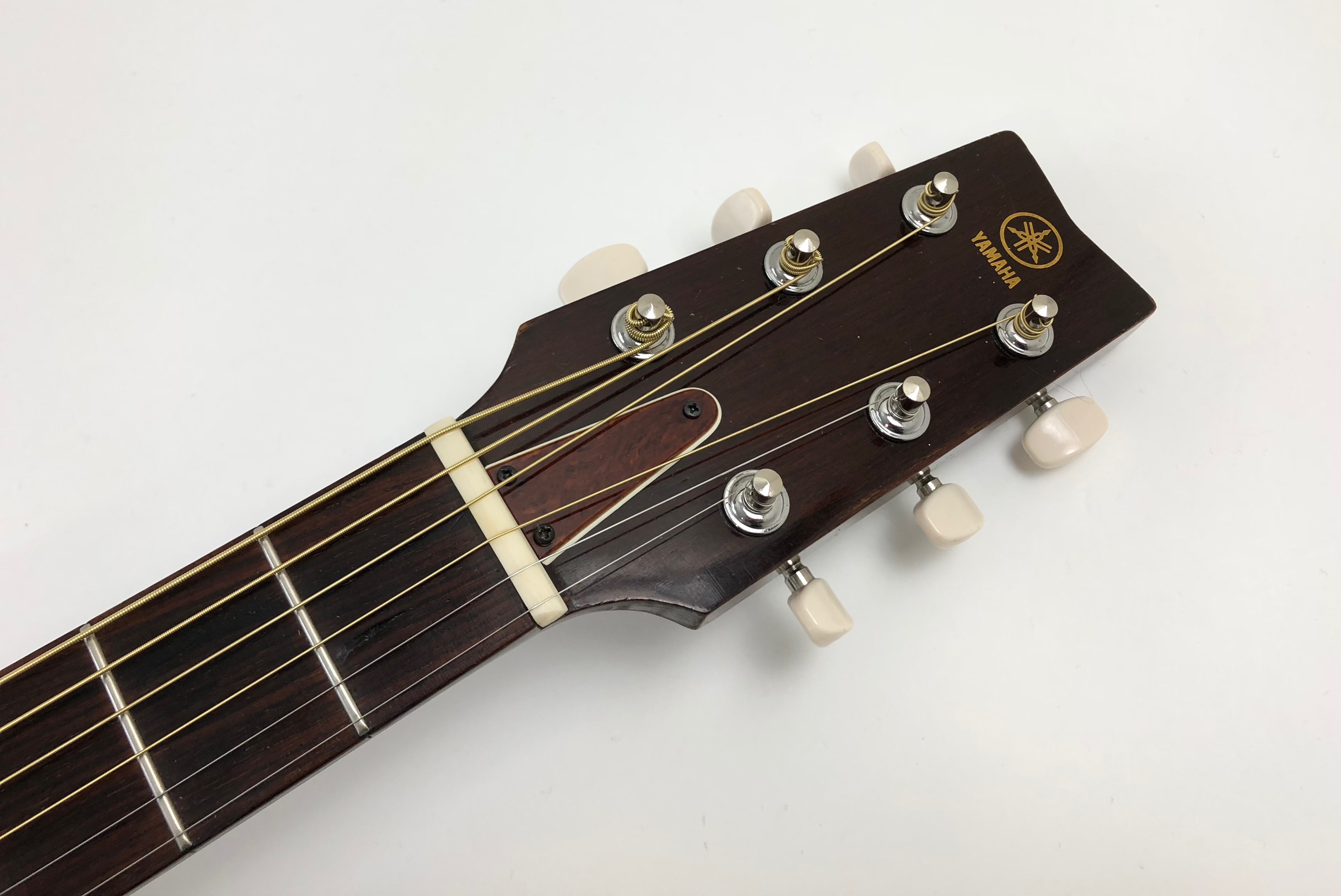 FG 200 Yamaha FG 200 Audiofanzine fg-200-yamaha-fg-200-audiofanzine