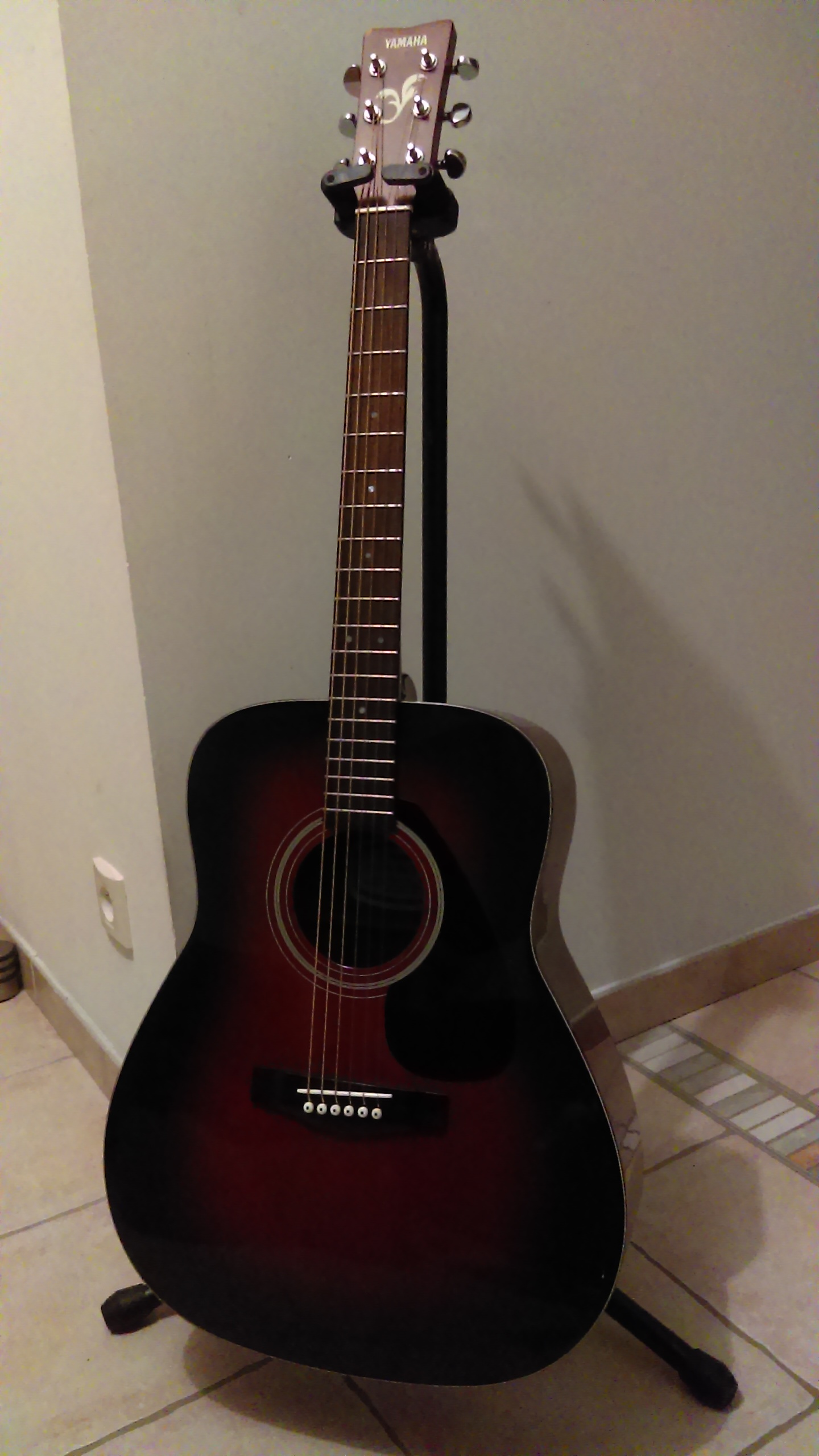FG 412 Yamaha FG 412 Audiofanzine
