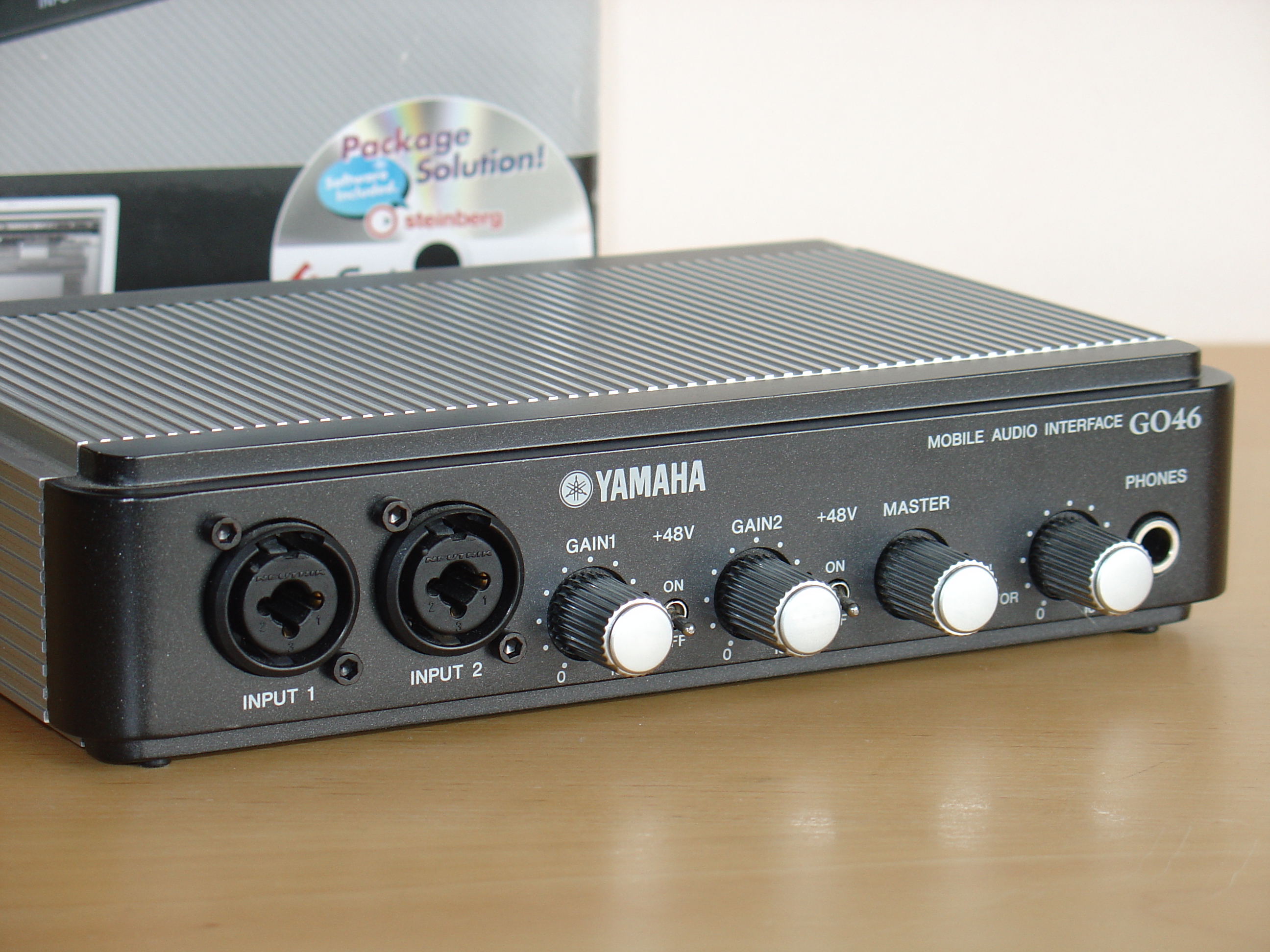 Yamaha GO46 FireWire Audio/MIDI Interface (Mac and Windows)