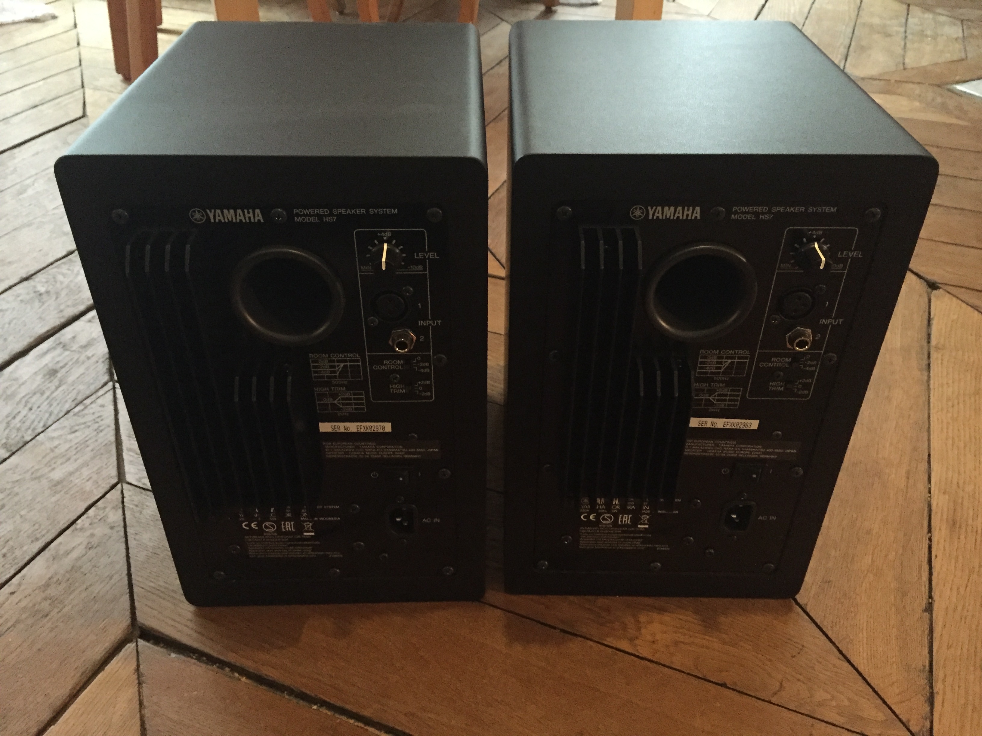 Photo Yamaha HS7 IMG 5051.JPG (1914298) Audiofanzine