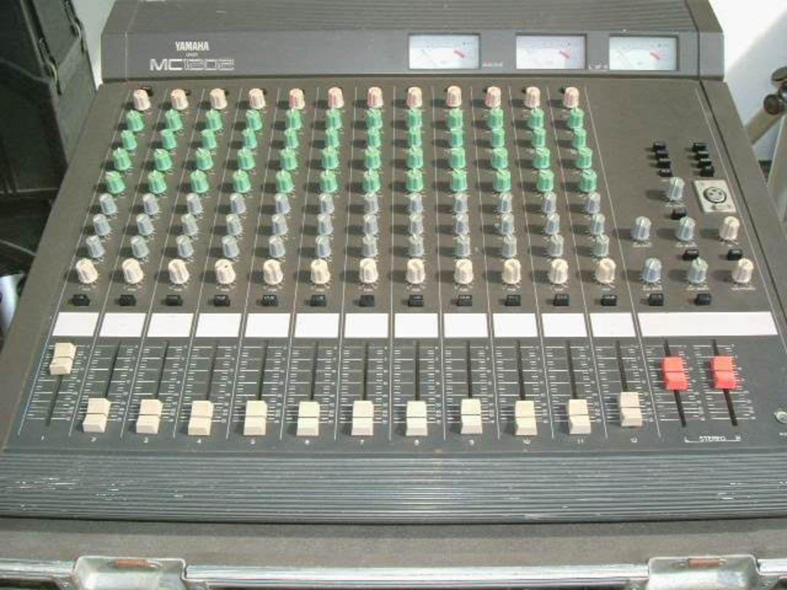 Yamaha MC1202 image (#15645) - Audiofanzine