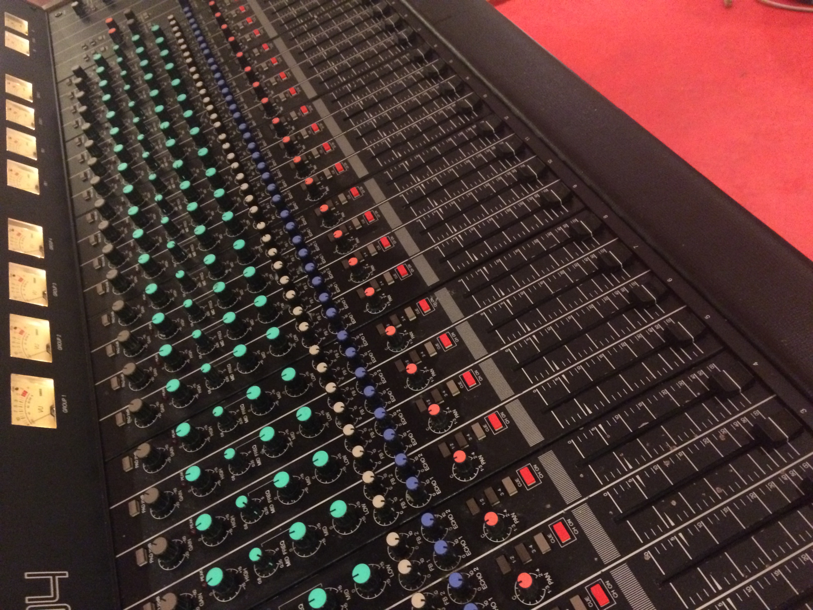 Yamaha MC2404 image (1655594) Audiofanzine