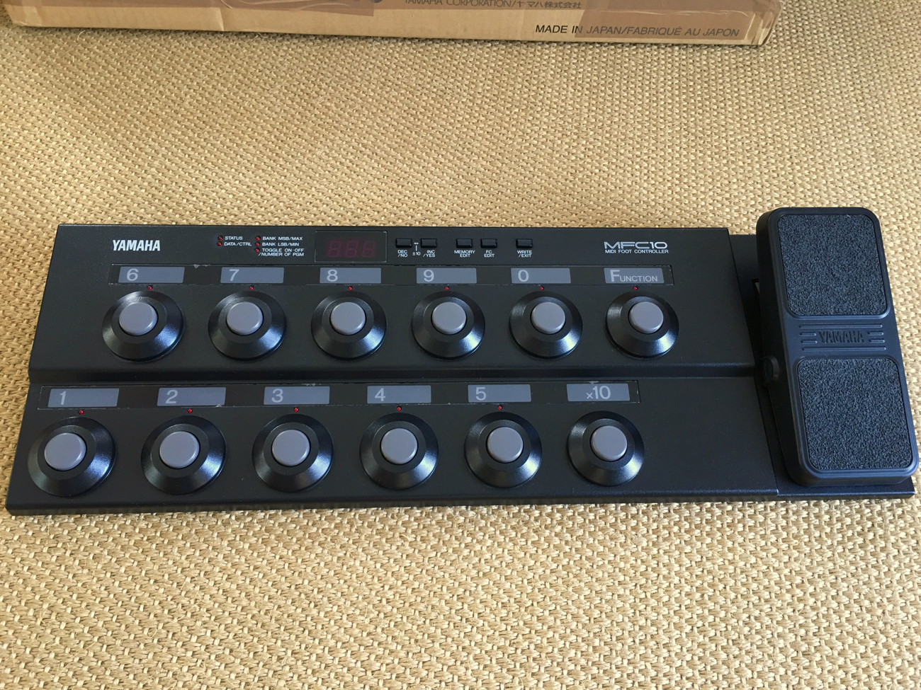 Yamaha MFC-10 Midi Foot Controller image (#2071192) - Audiofanzine