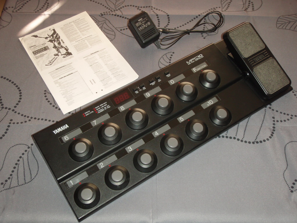 YAMAHA ヤマハ MFC10 MIDIフットコントローラー ほぼ未使用品 美品