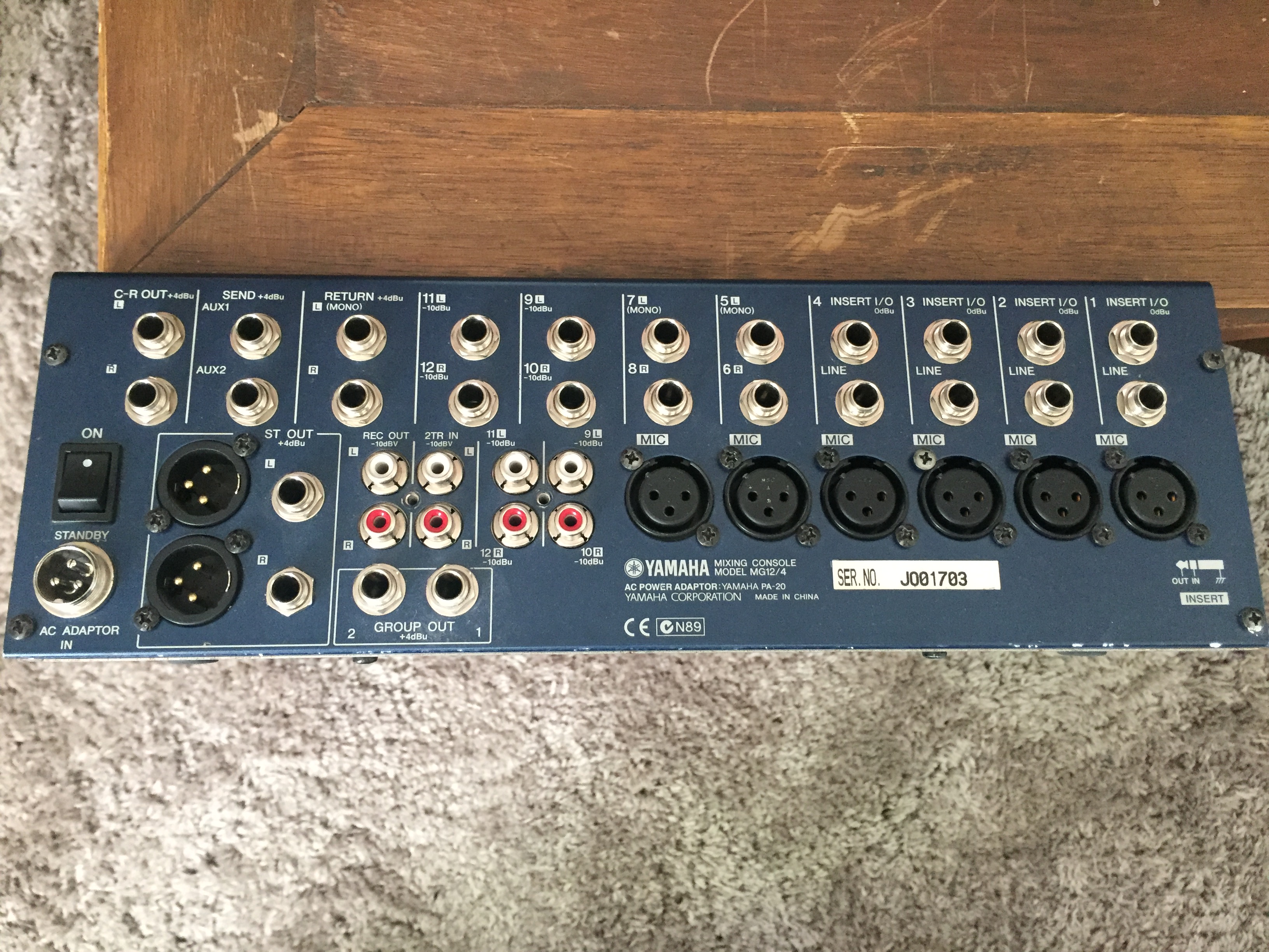 Yamaha MG12/4 Audiofanzine
