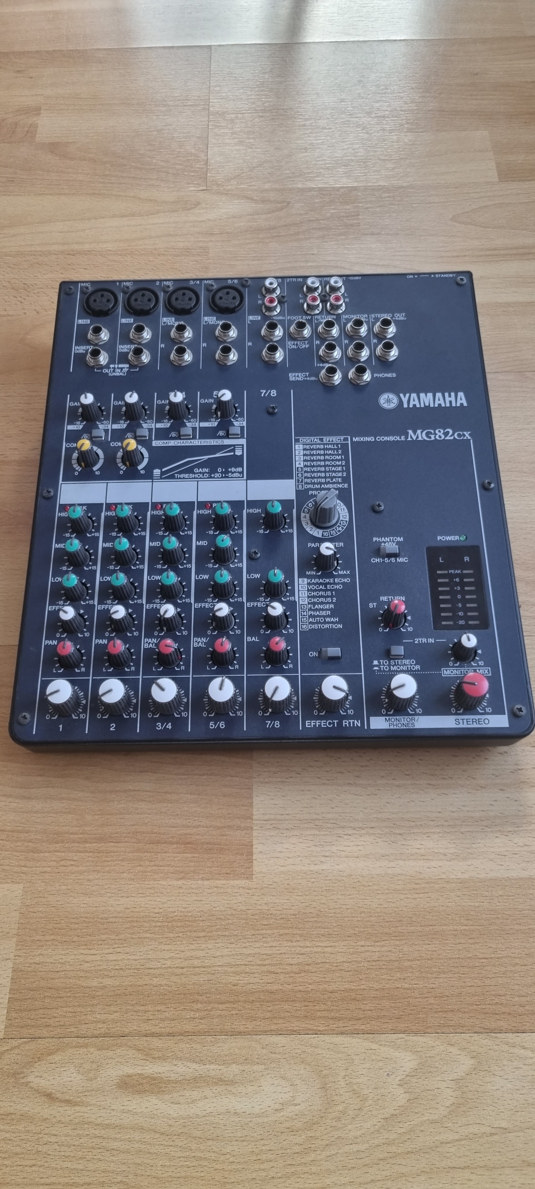 MG82CX - Yamaha MG82CX - Audiofanzine