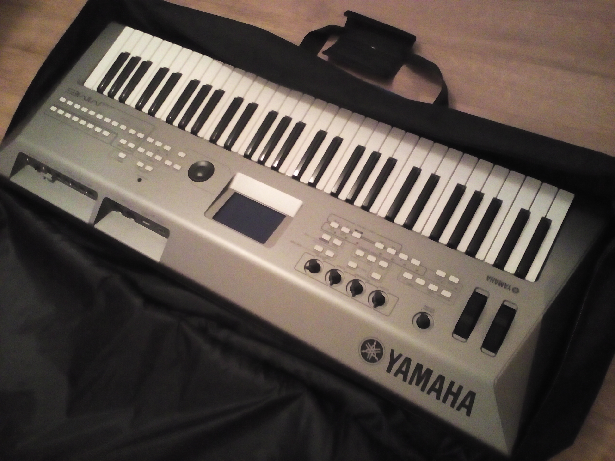 MM6 - Yamaha MM6 - Audiofanzine