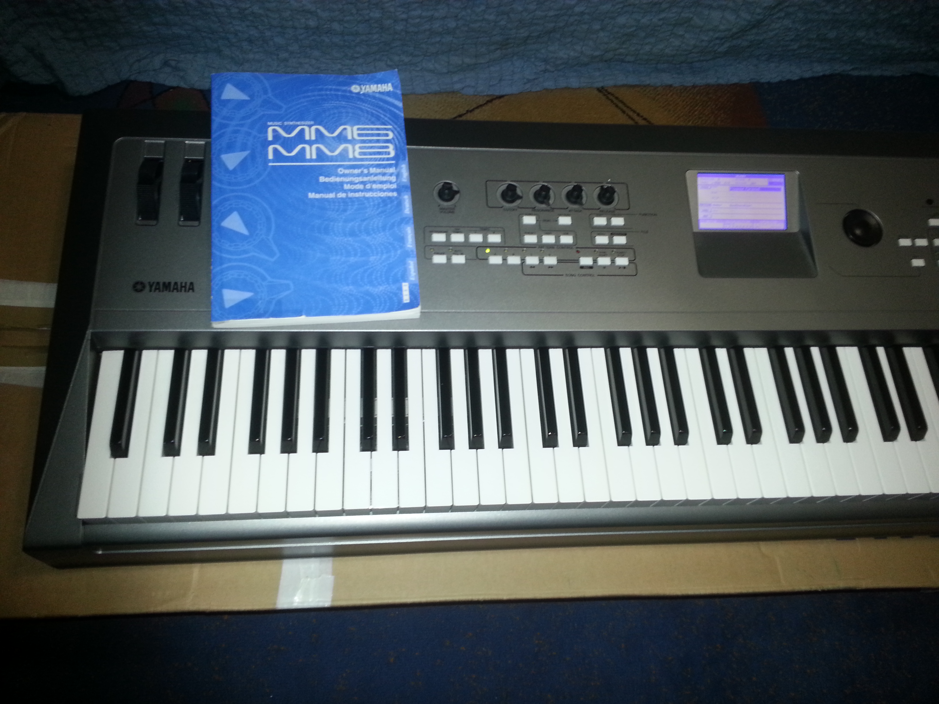 Photo Yamaha MM8 Yamaha MM8 (56909) (885633) Audiofanzine