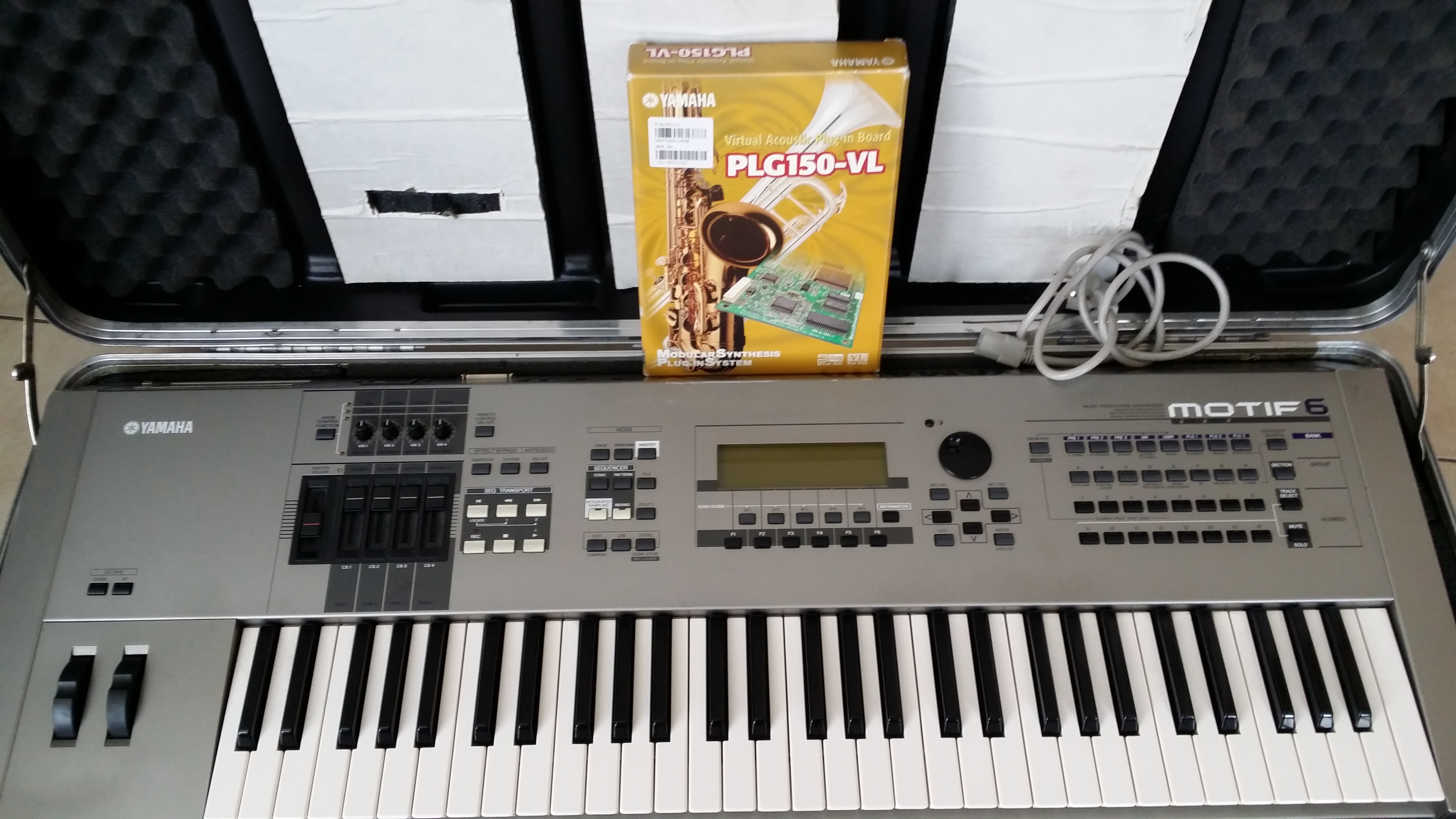 Photo Yamaha MOTIF 6 Yamaha MOTIF 6 (85213) (899415) Audiofanzine