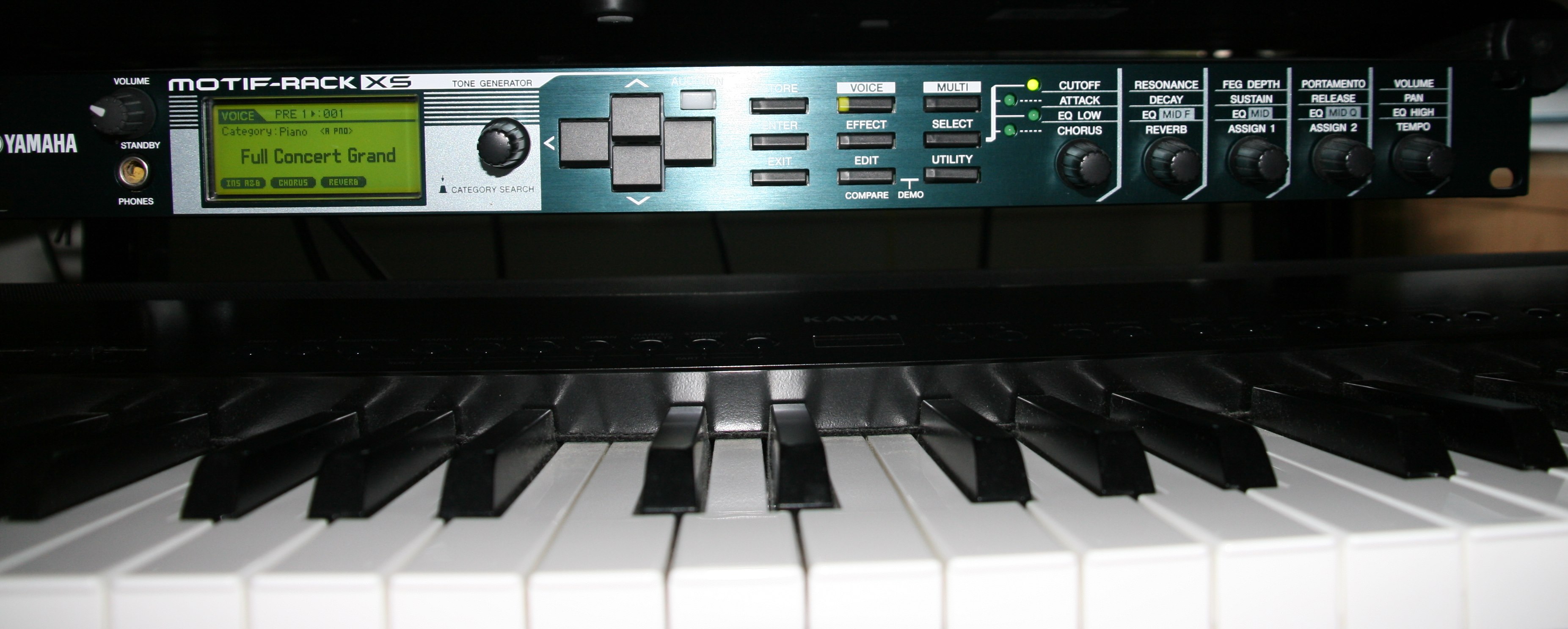  Yamaha Motif Rack  XS image 760752 Audiofanzine