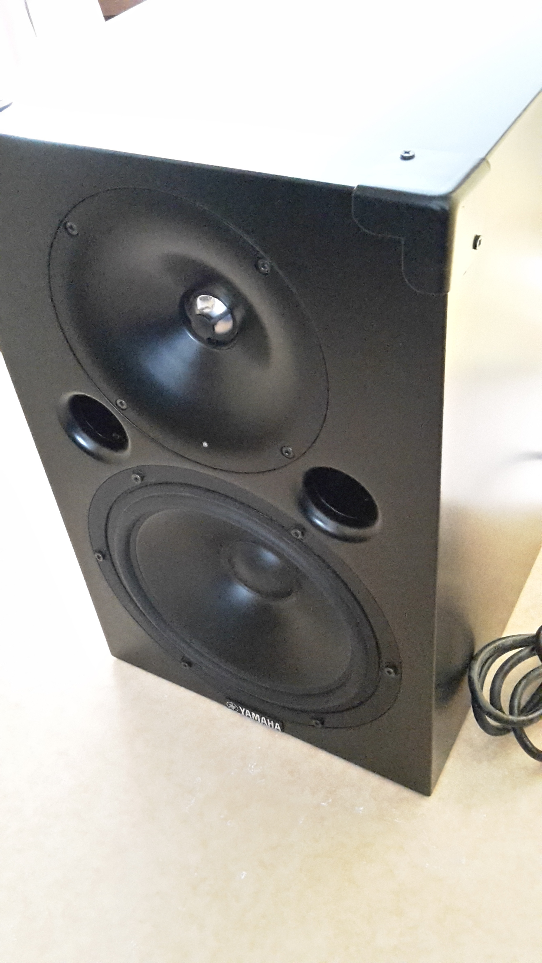 MSP 10 STUDIO Yamaha MSP 10 STUDIO Audiofanzine