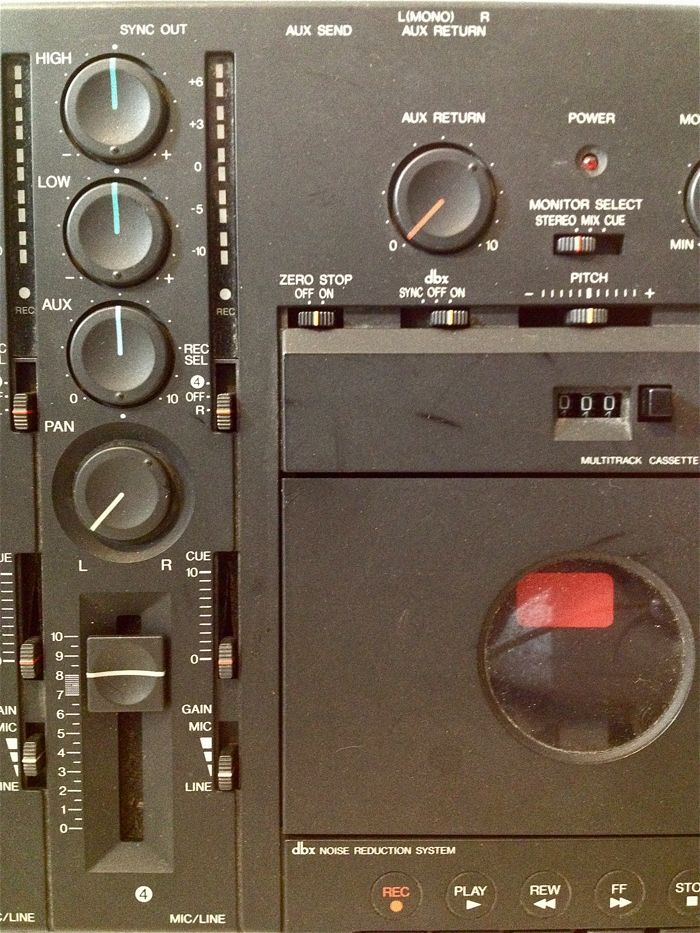 Photo Yamaha MT50 Yamaha MT50 (84870) (1116284) Audiofanzine