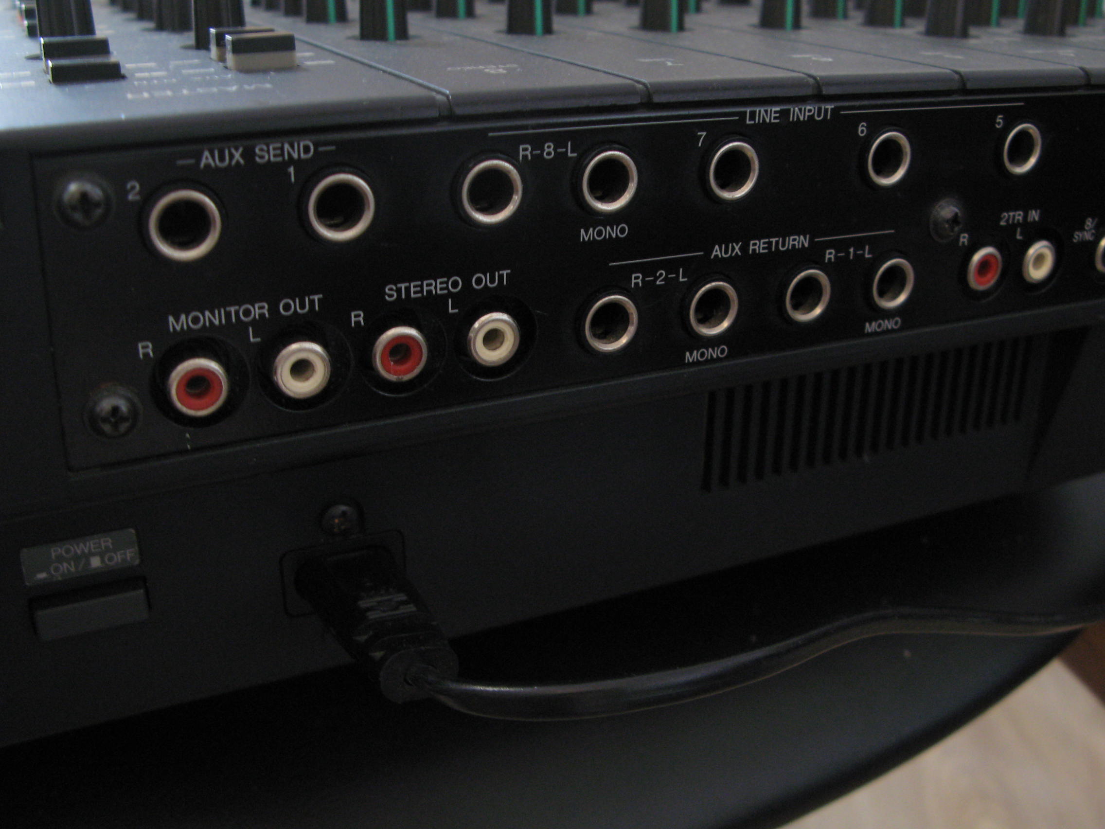 MT8X Yamaha MT8X Audiofanzine