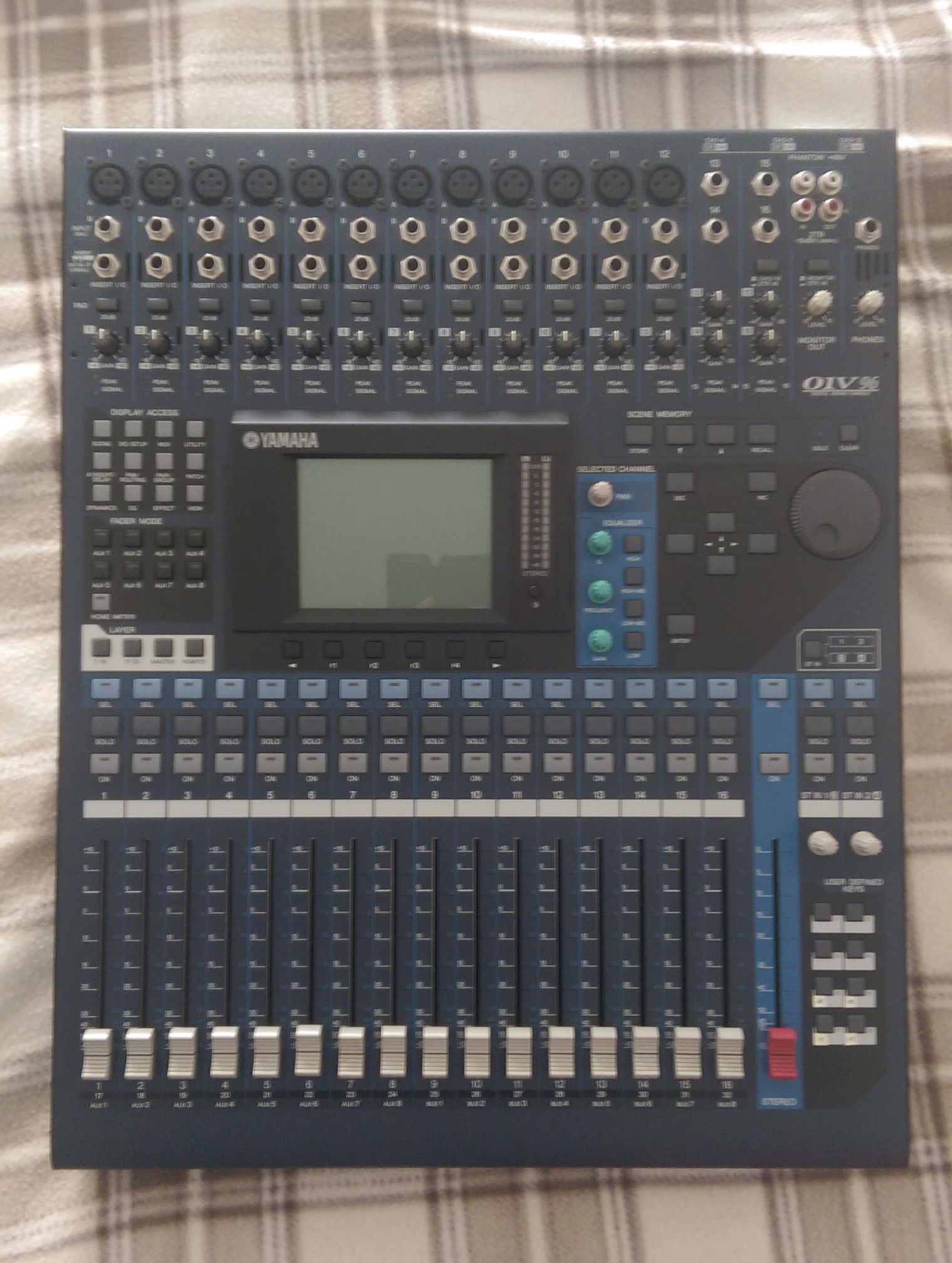 Yamaha 01V96 VCM image (1768276) Audiofanzine