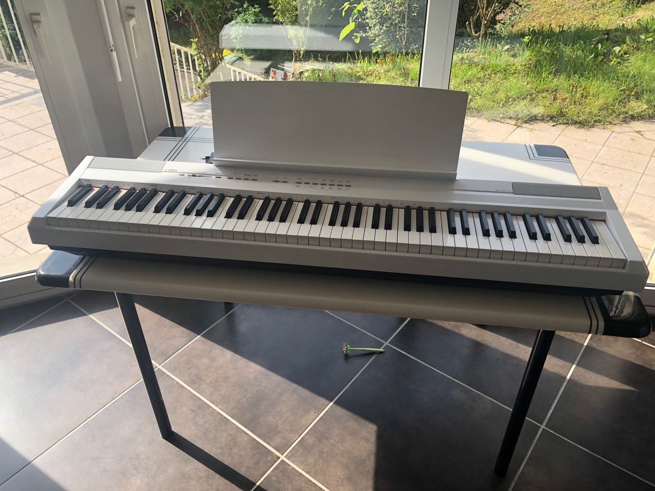 Yamaha P105 Audiofanzine