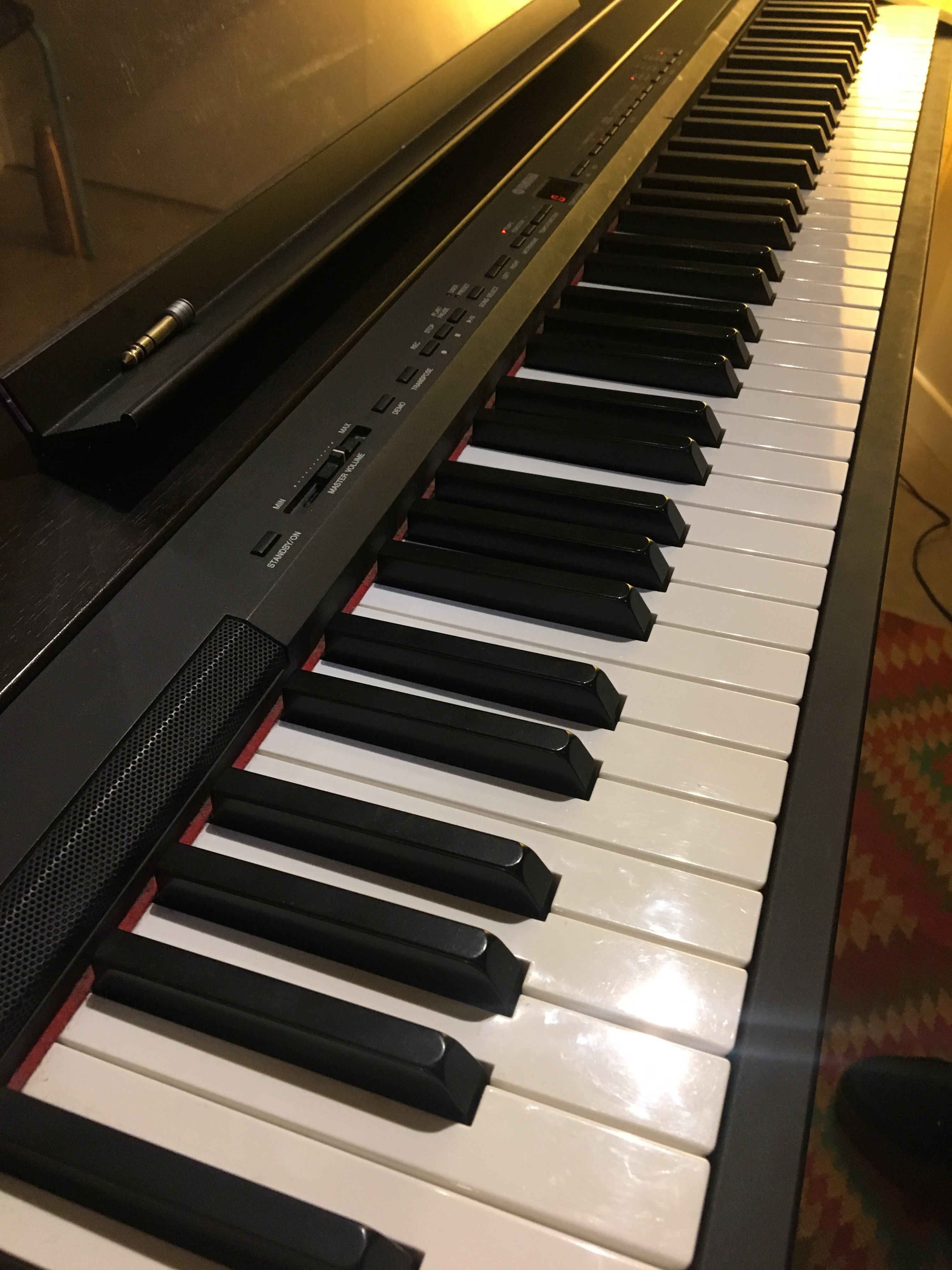 Yamaha P140 Audiofanzine