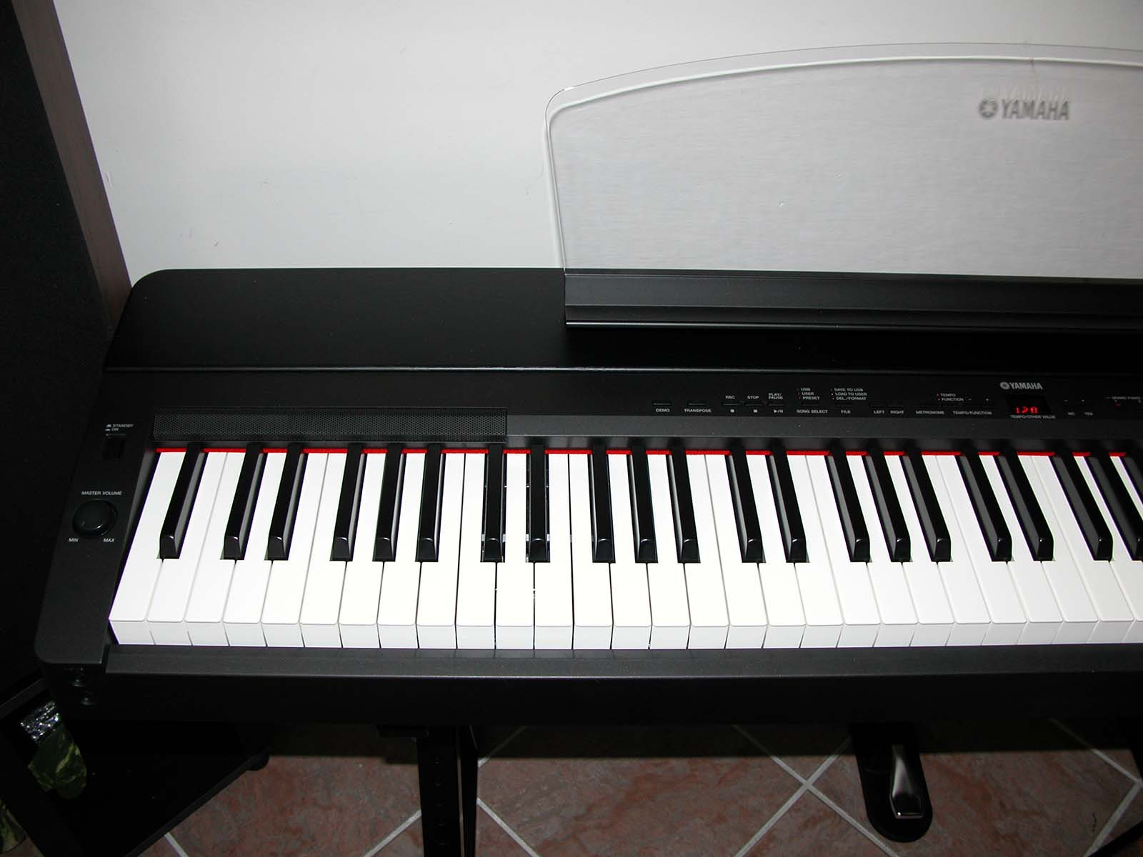 photo-yamaha-p-155b-yamaha-p-155-137286-audiofanzine