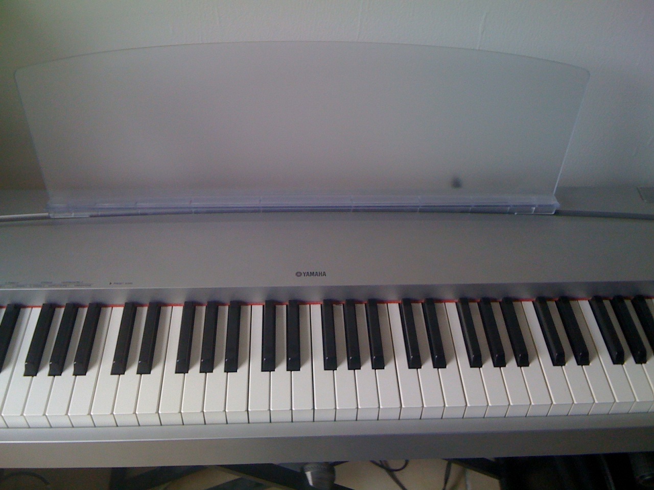 Photo Yamaha P70 Yamaha P70 (36231) (80442) Audiofanzine