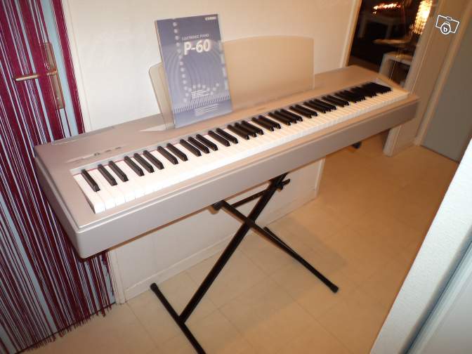Photo Yamaha P70S Yamaha P70S (73737) (674075) Audiofanzine