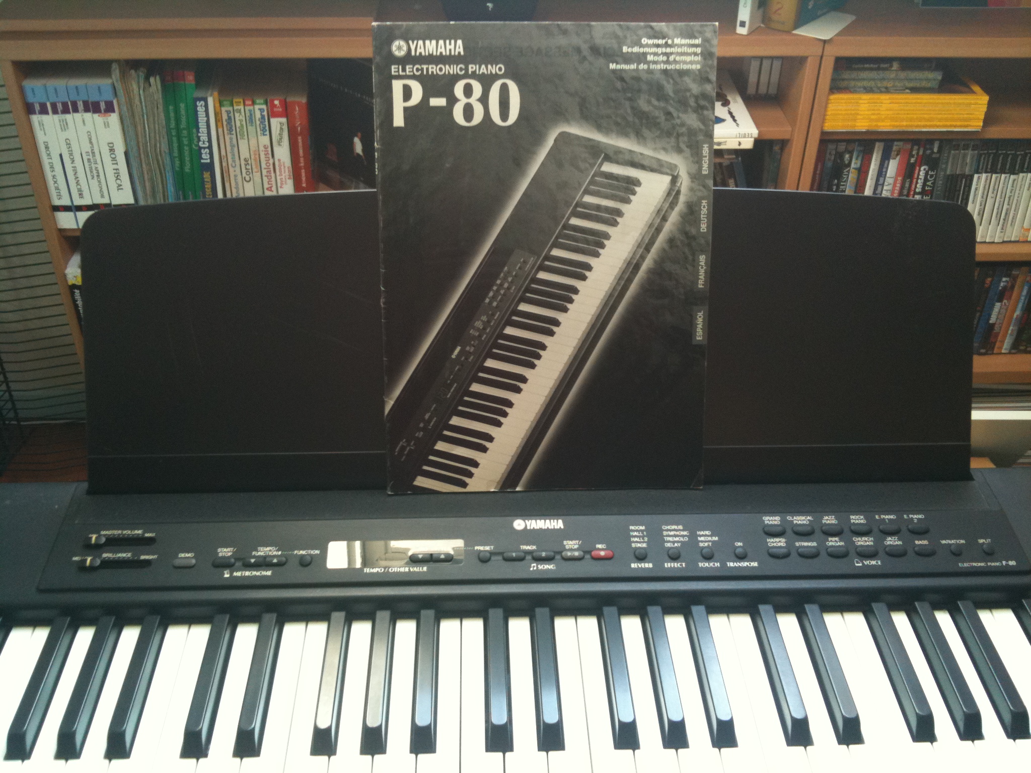 Photo Yamaha P80 Yamaha P80 (59832) (847965) Audiofanzine