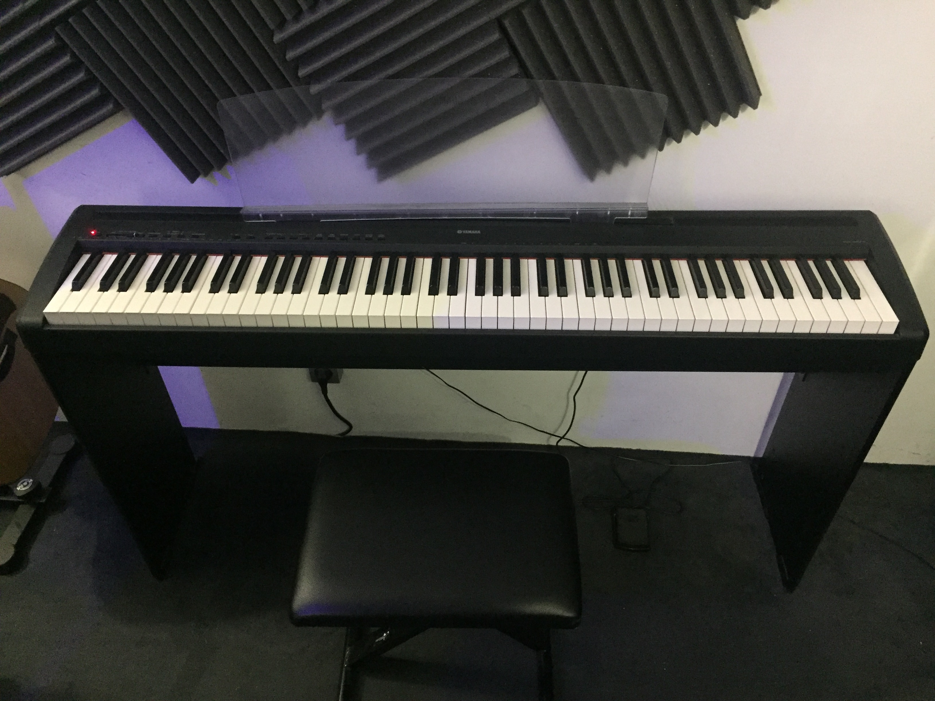 P95 Yamaha P95 Audiofanzine