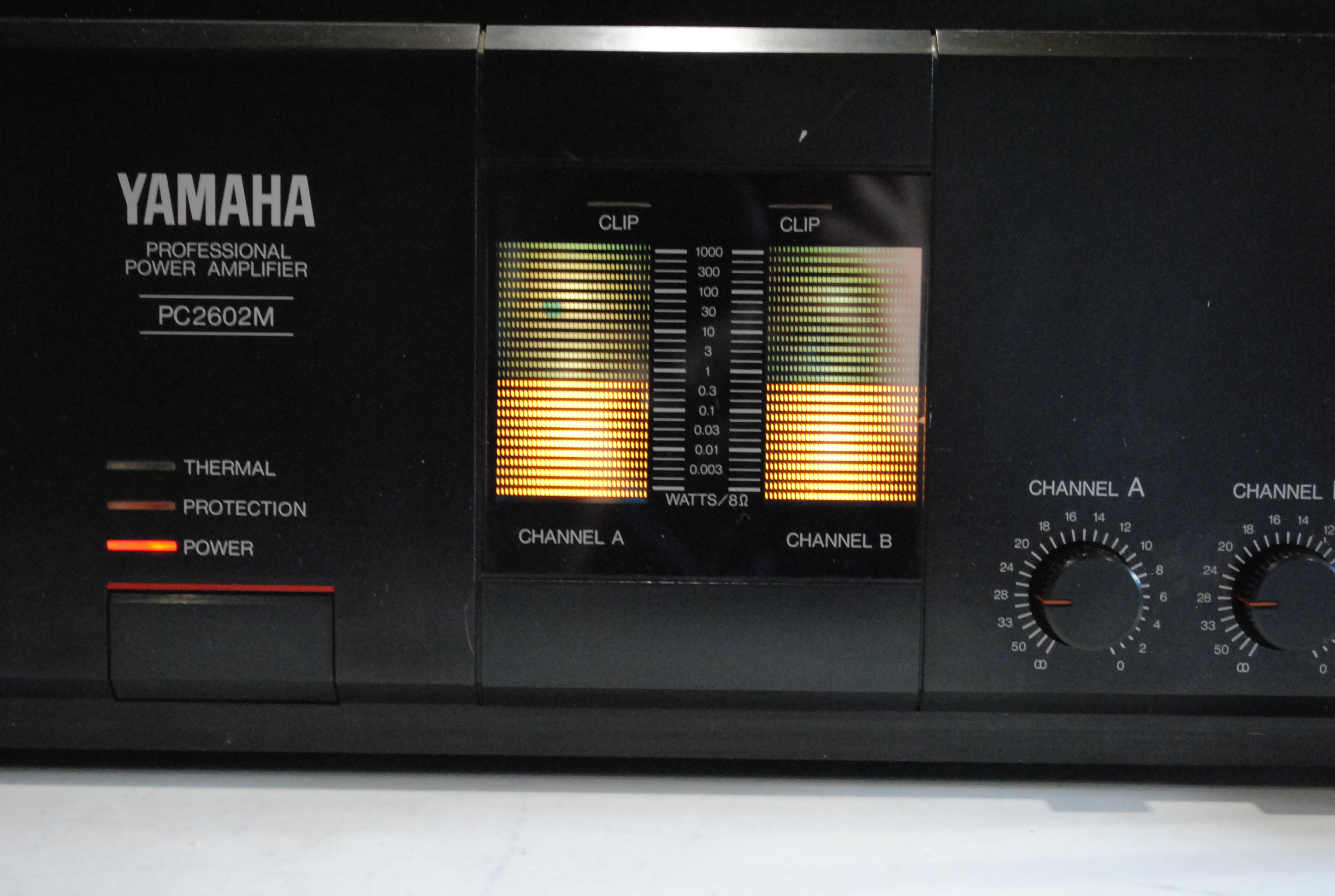 PC2602-M - Yamaha pc2602-M - Audiofanzine