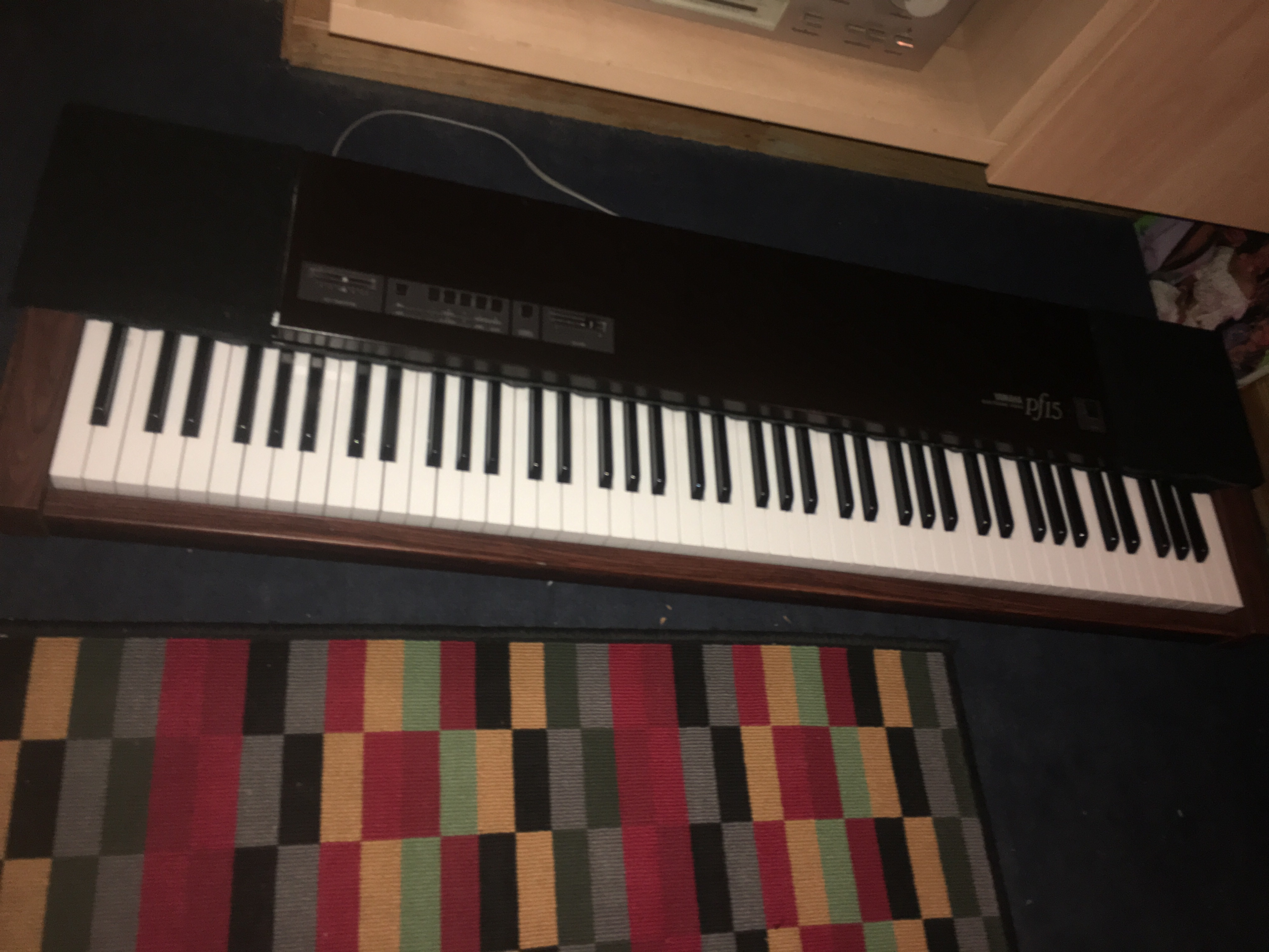 PF15 Yamaha PF15 Audiofanzine
