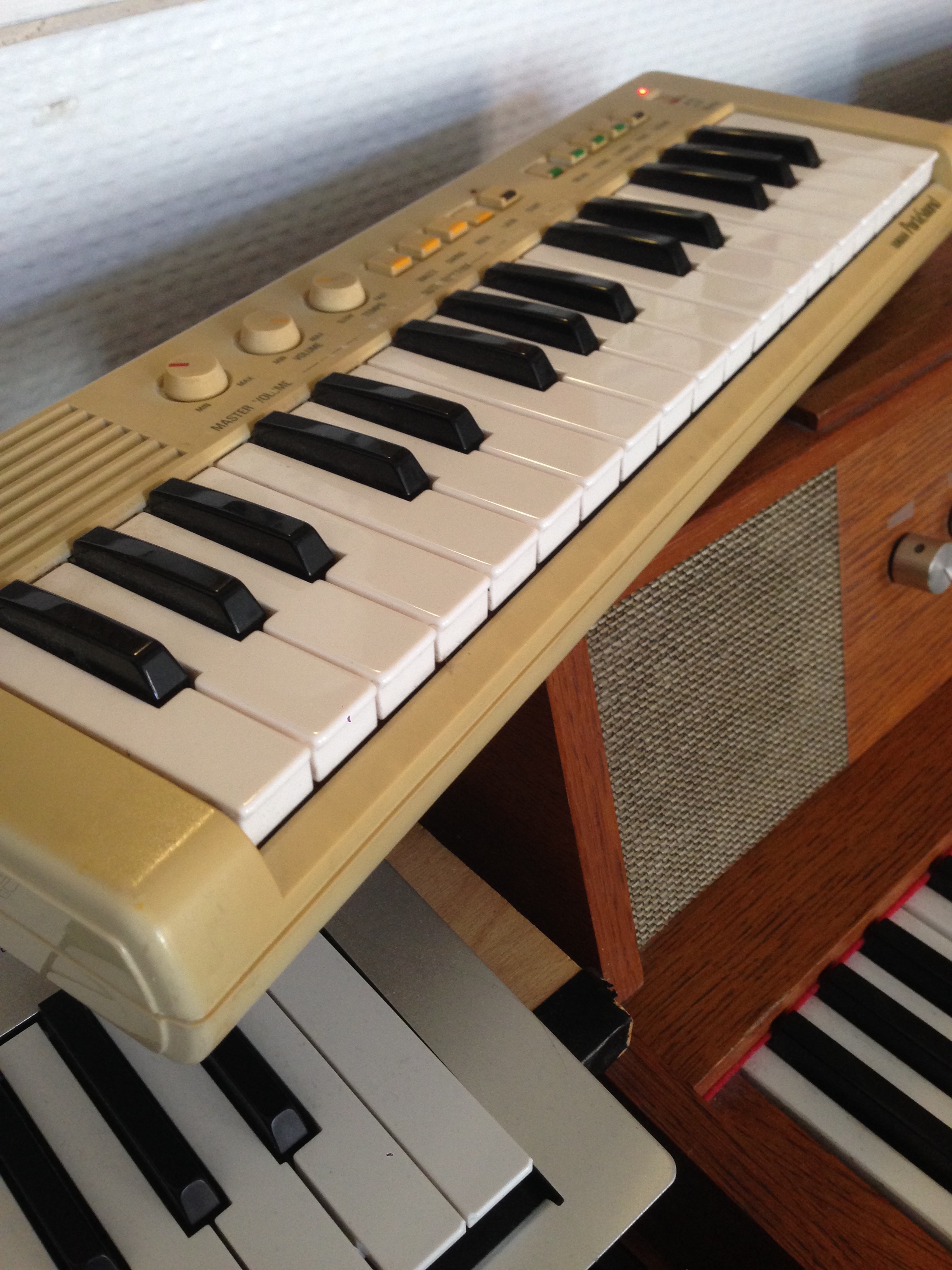Portasound PS 1 Yamaha Portasound PS 1 Audiofanzine