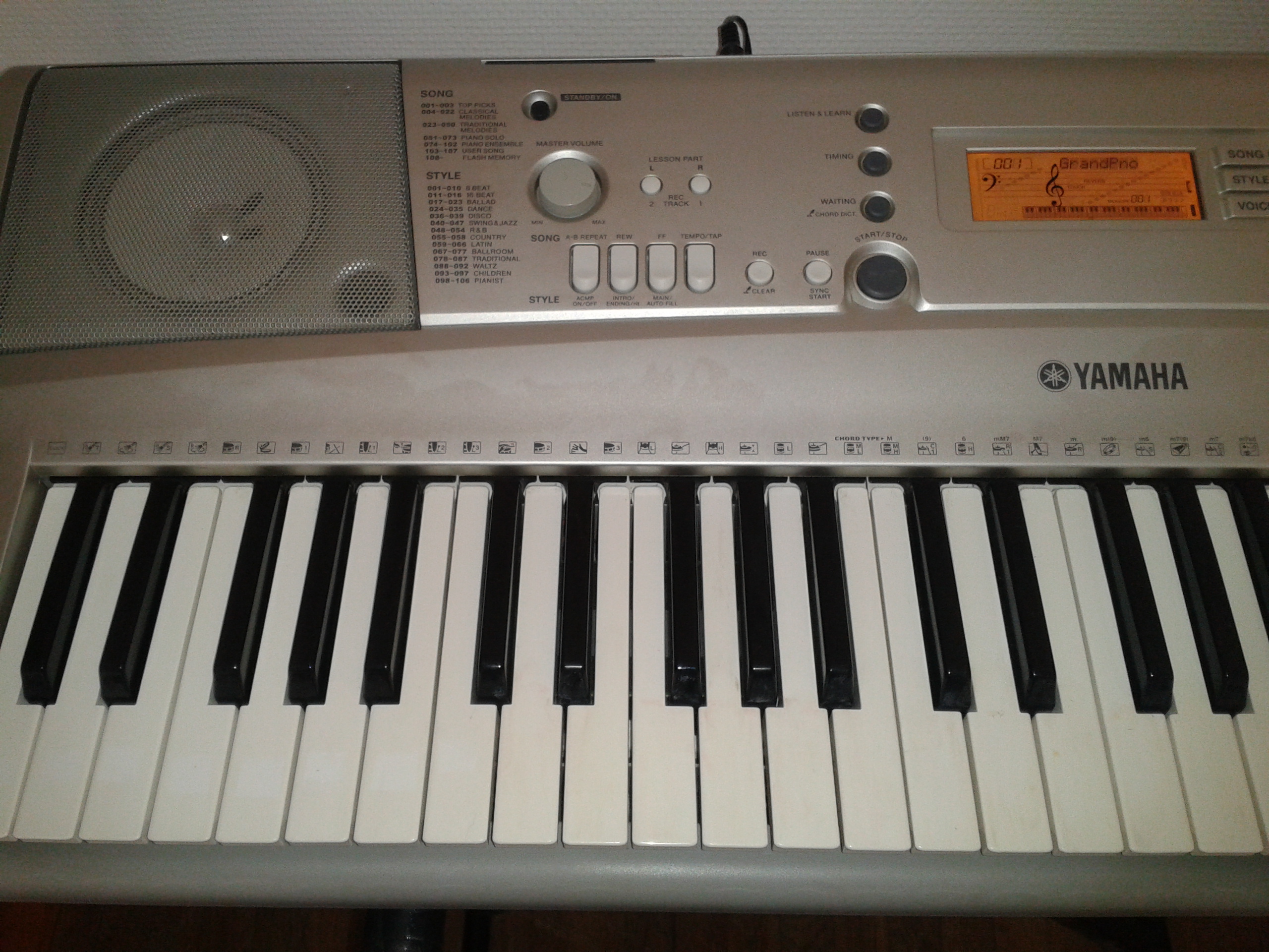  Yamaha PSR E303  image 680167 Audiofanzine