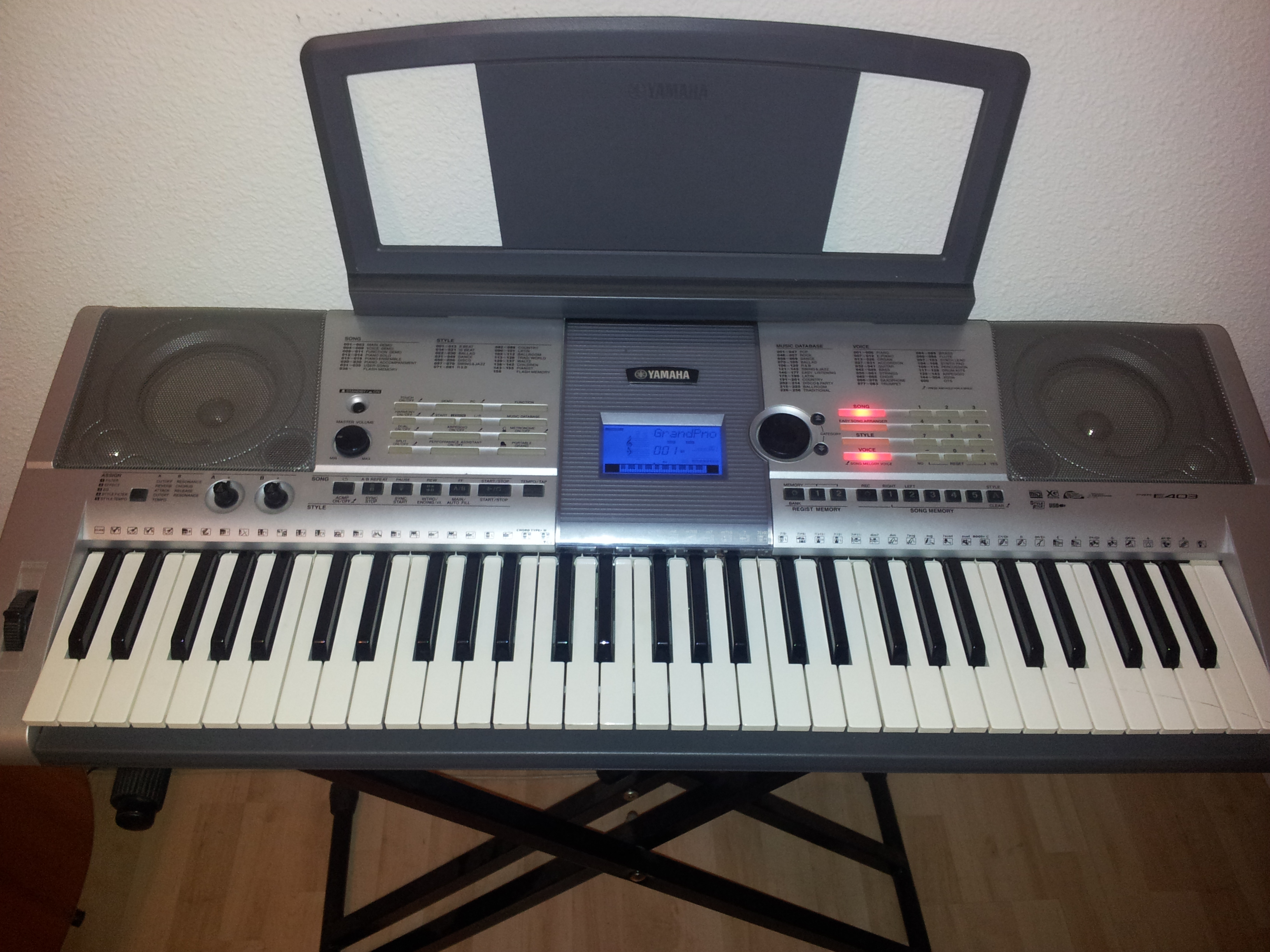 yamaha psr e403 connect to computer