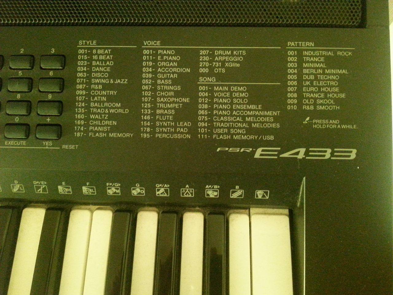 PSR-E433 - Yamaha PSR-E433 - Audiofanzine