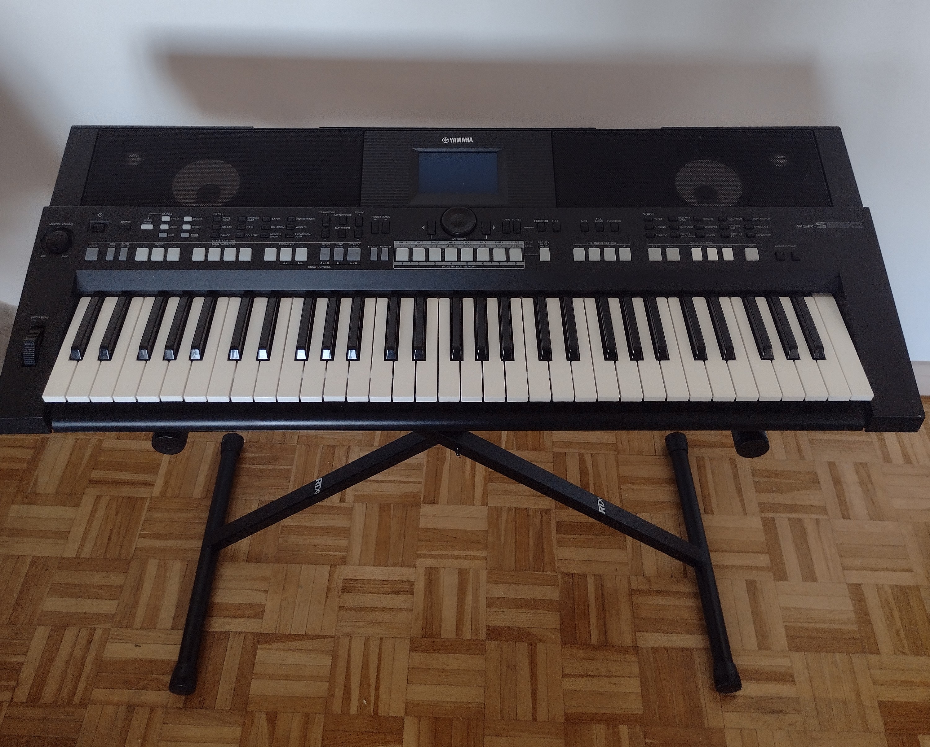 Piano yamaha psr deals s650