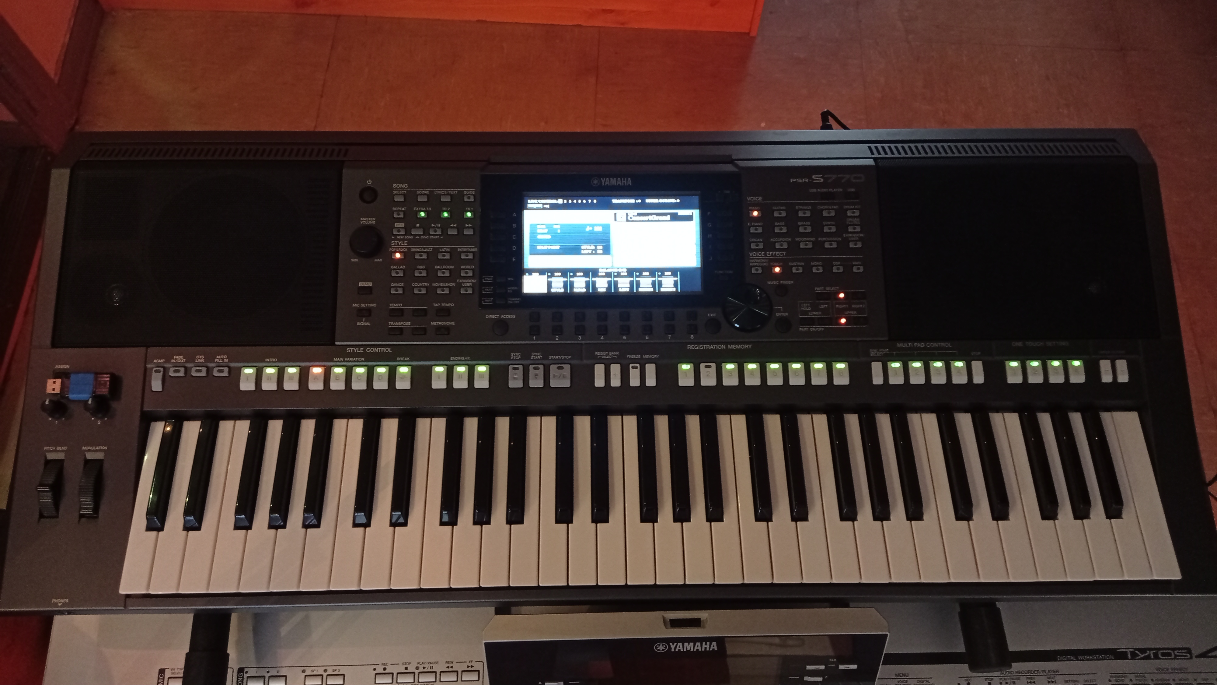 PSR-S770 - Yamaha PSR-S770 - Audiofanzine