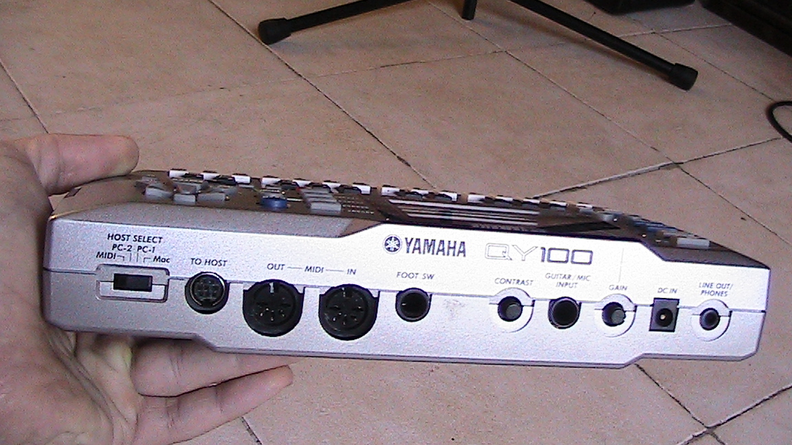 Yamaha QY100 image (466102) Audiofanzine