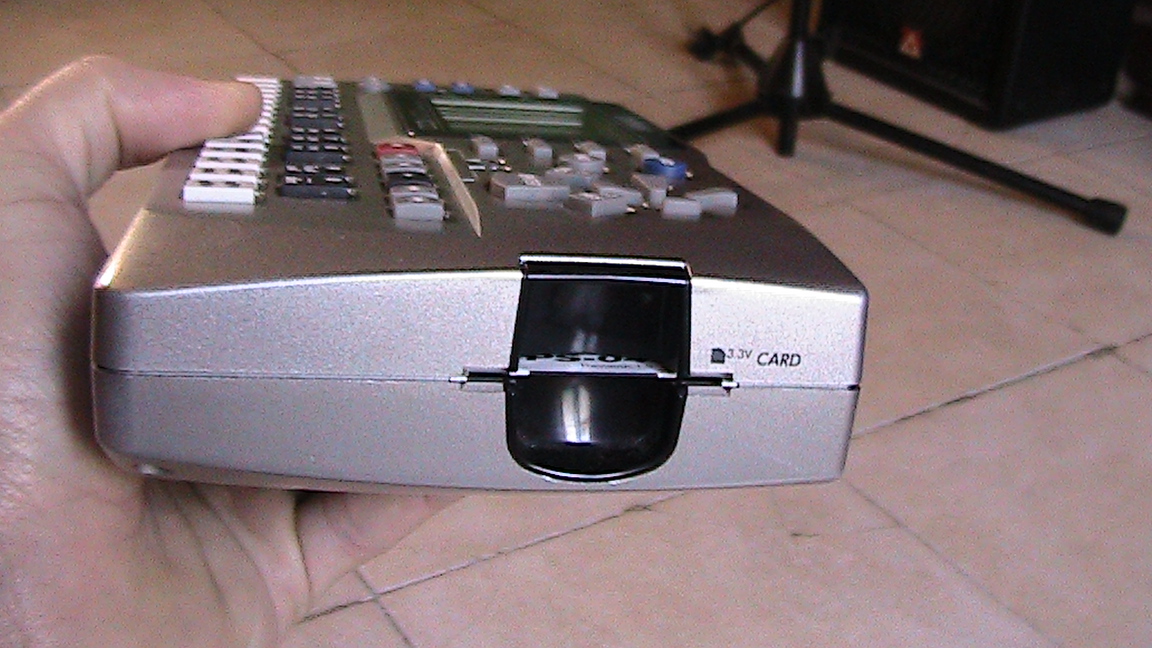 Yamaha QY100 image (466103) Audiofanzine