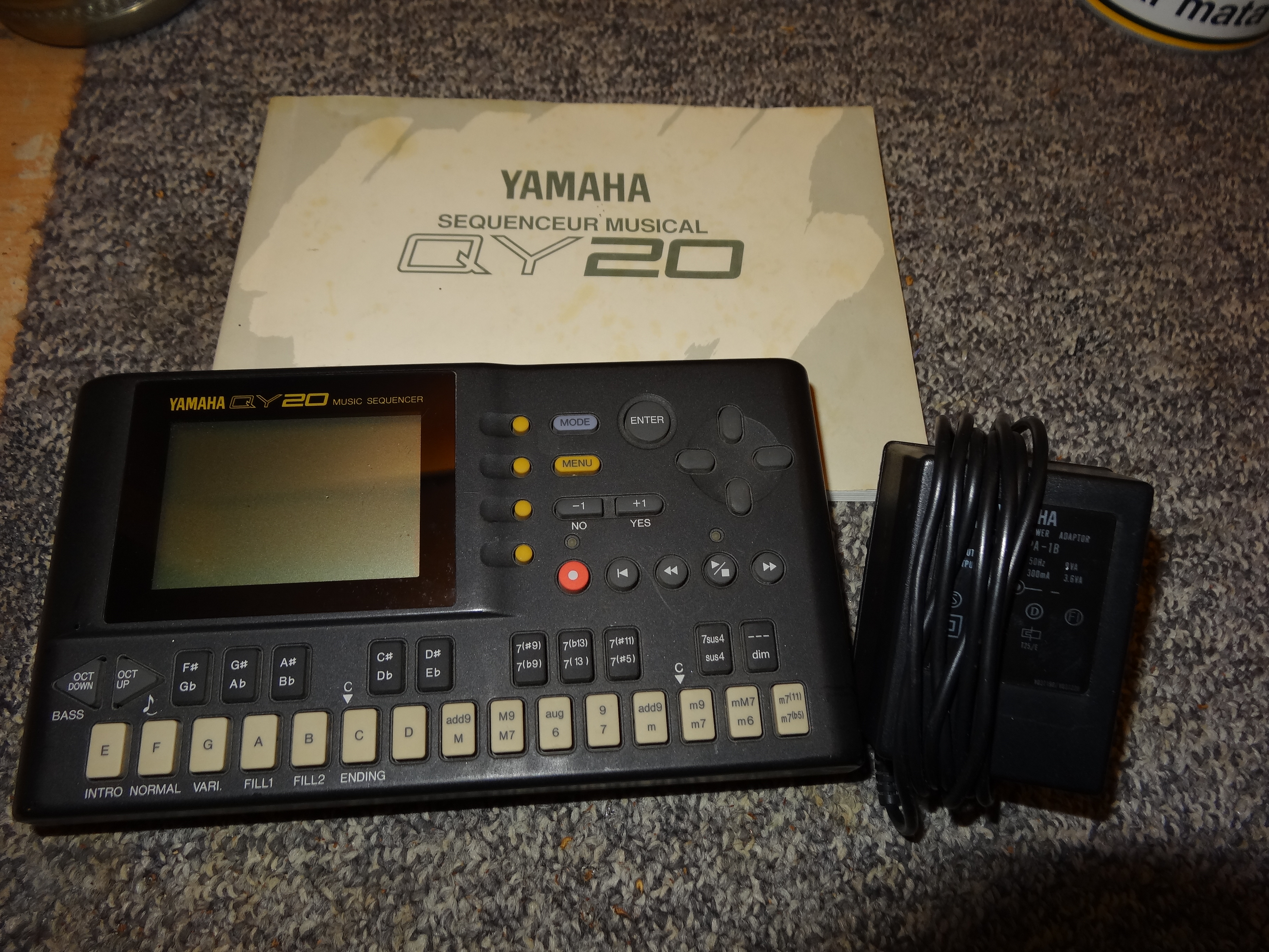 Yamaha QY20 image (#1052362) - Audiofanzine
