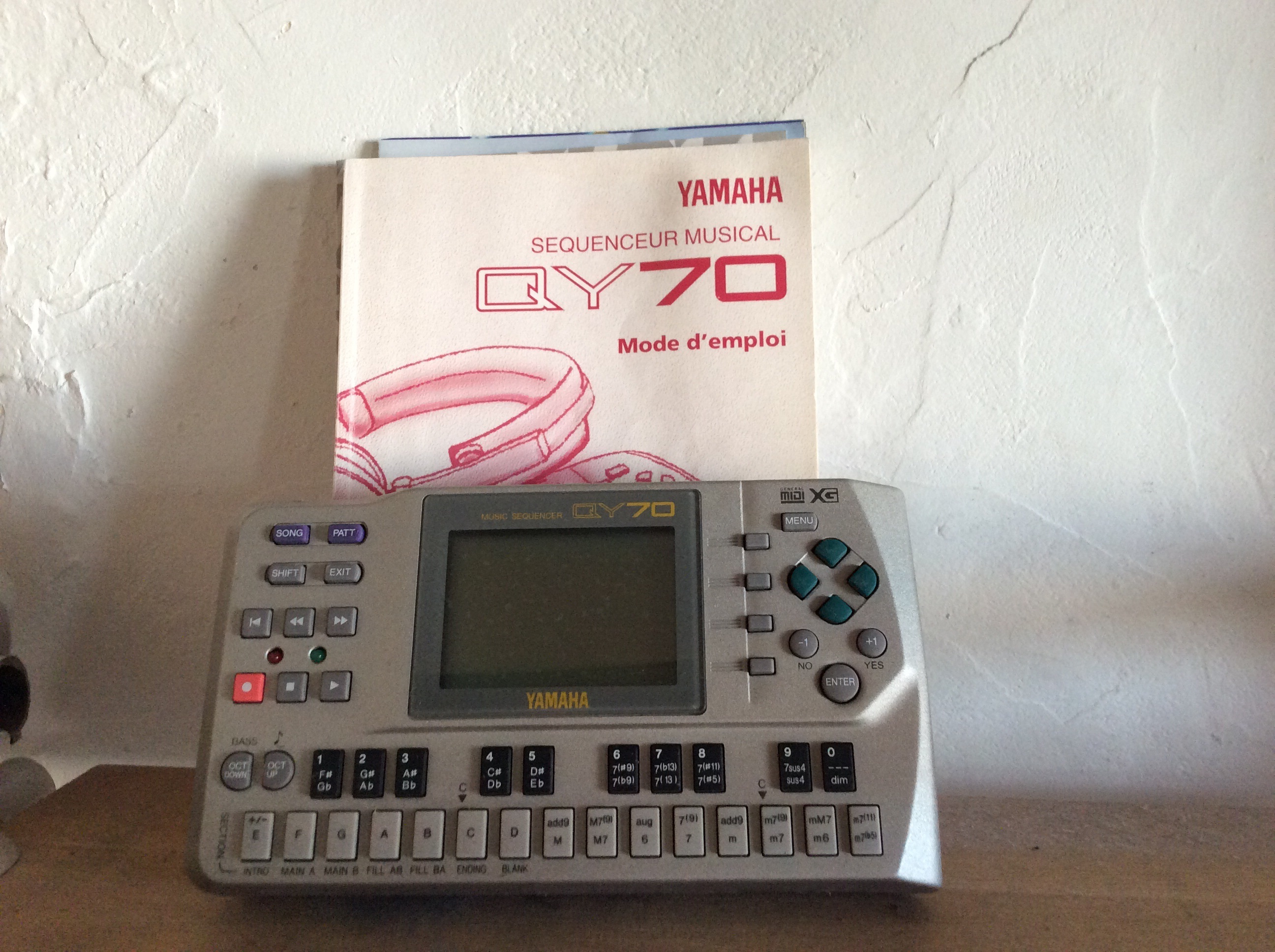 Photo Yamaha QY70 Yamaha QY70 (42216) (1145873) Audiofanzine