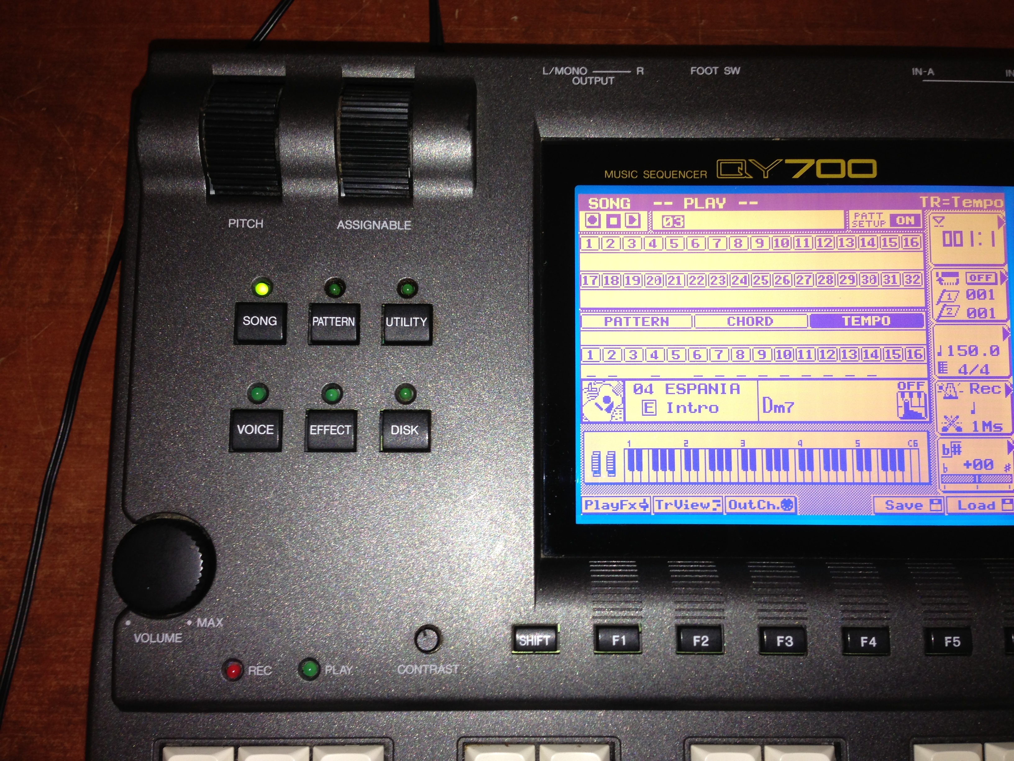 Yamaha QY700 image (665585) Audiofanzine