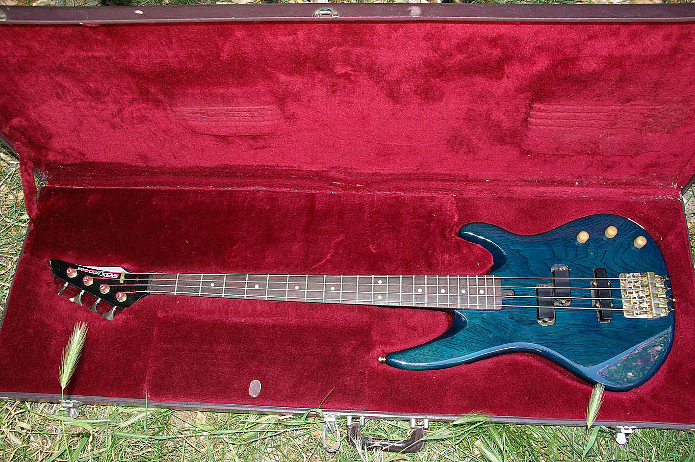 yamaha rbx 800 bass