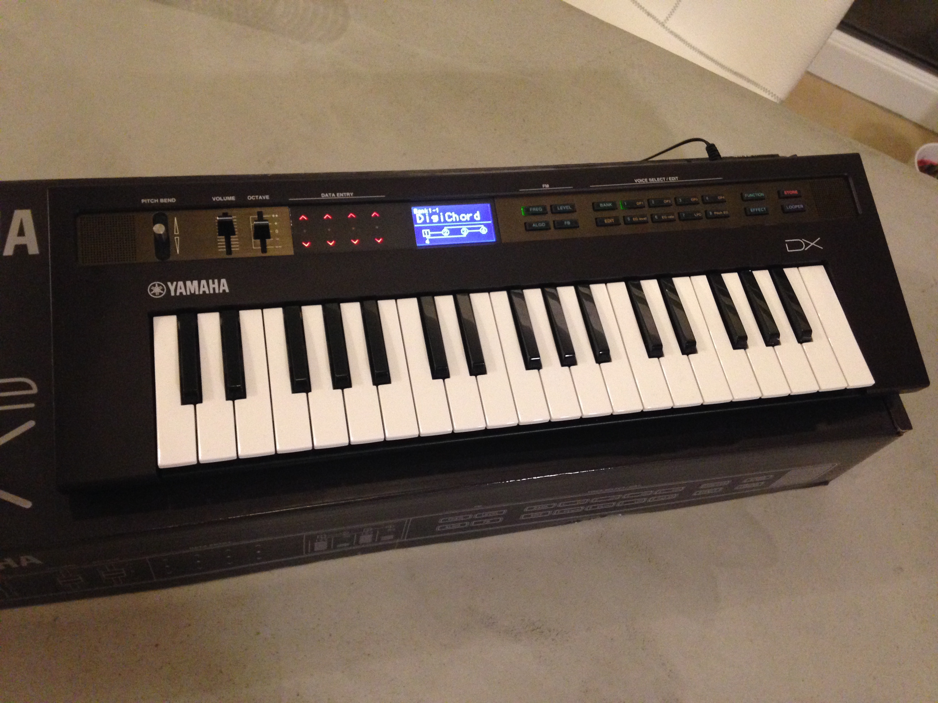 Photo Yamaha Reface DX Yamaha Reface DX (25606) (1500029) Audiofanzine
