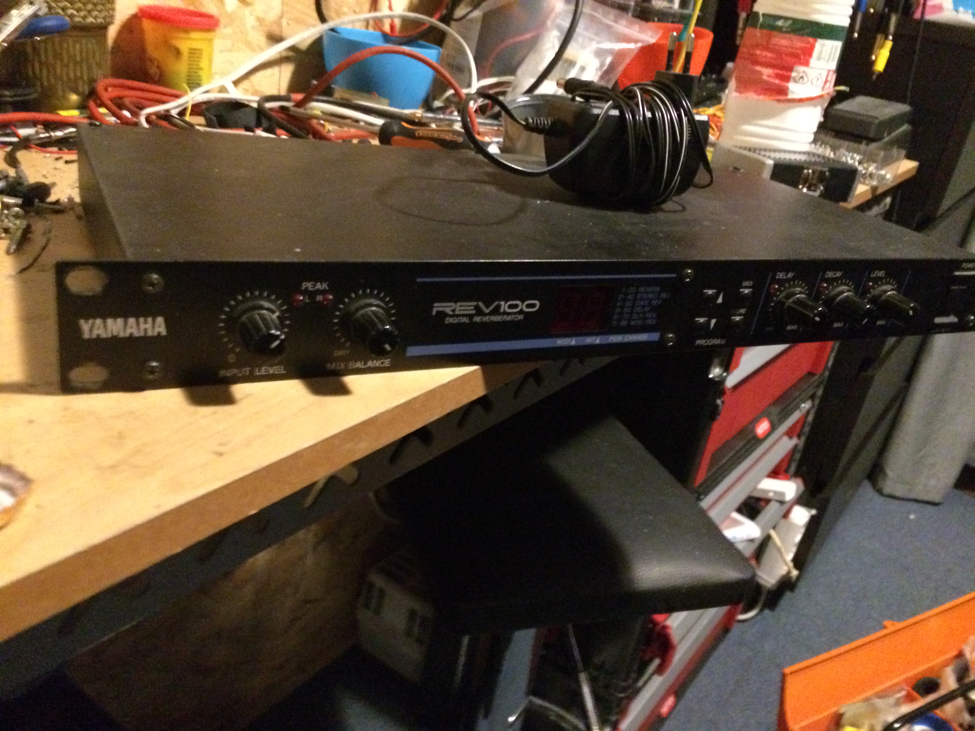 REV100 Yamaha REV100 Audiofanzine