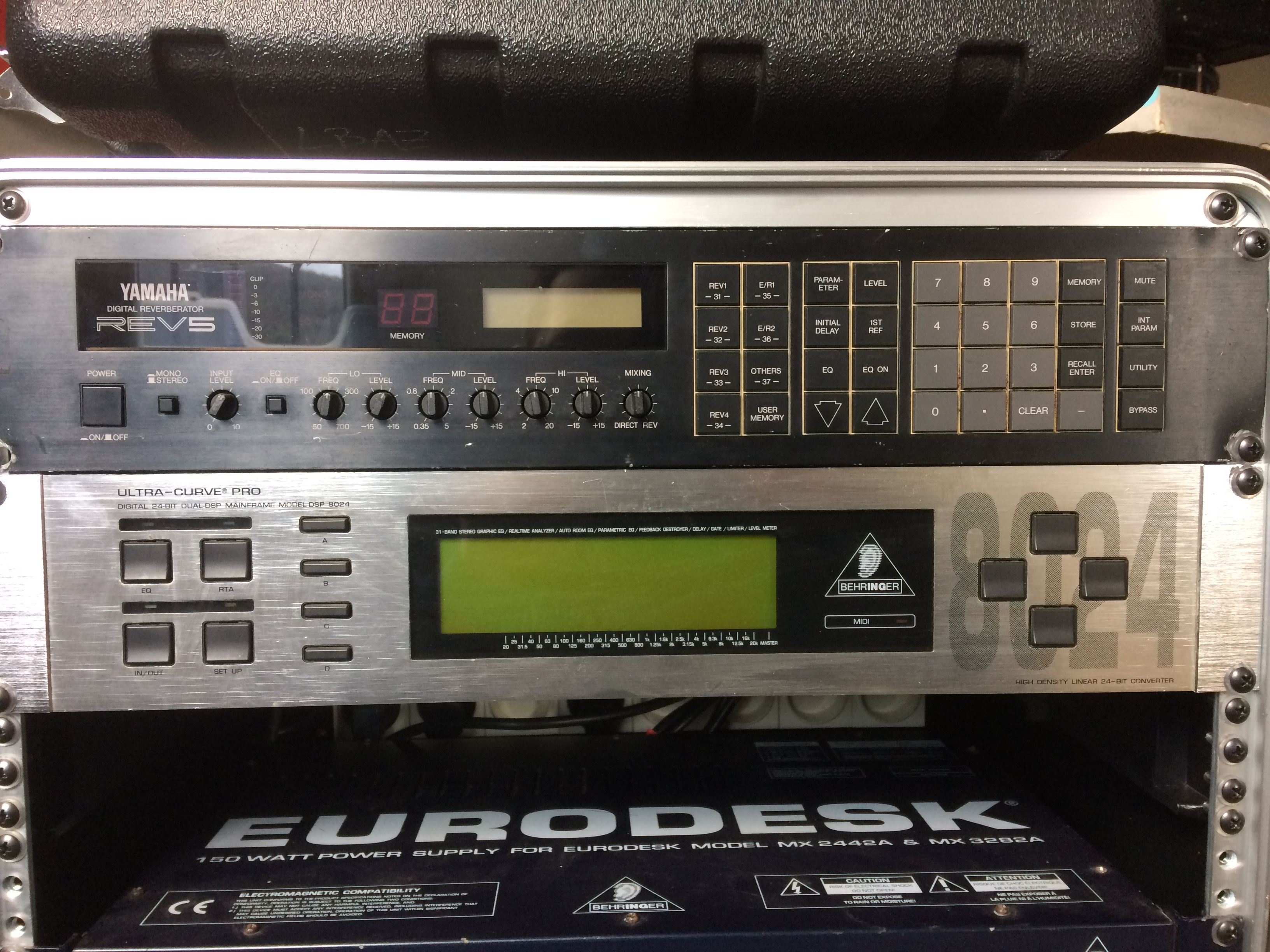 Photo Yamaha REV5 Yamaha REV5 (23329) (1766820) Audiofanzine